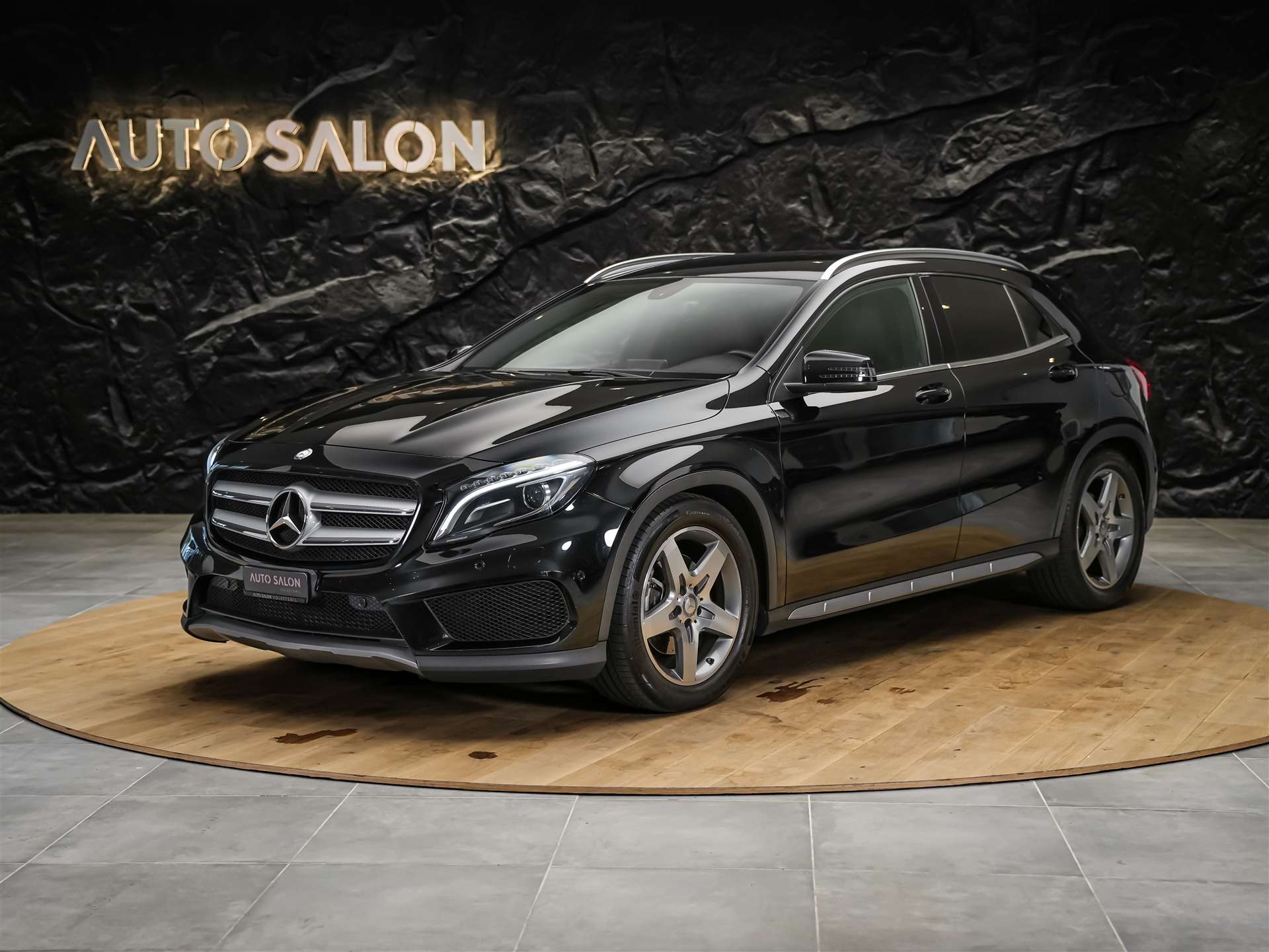 MERCEDES-BENZ GLA 220 CDI AMG Line 4Matic 7G-DCT *CH-Fahrzeug*