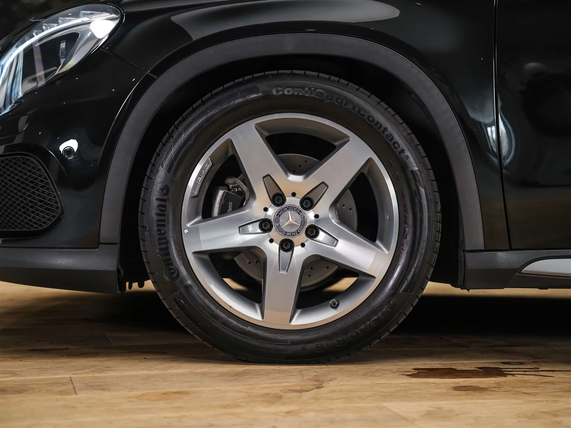MERCEDES-BENZ GLA 220 CDI AMG Line 4Matic 7G-DCT *CH-Fahrzeug*-image-14