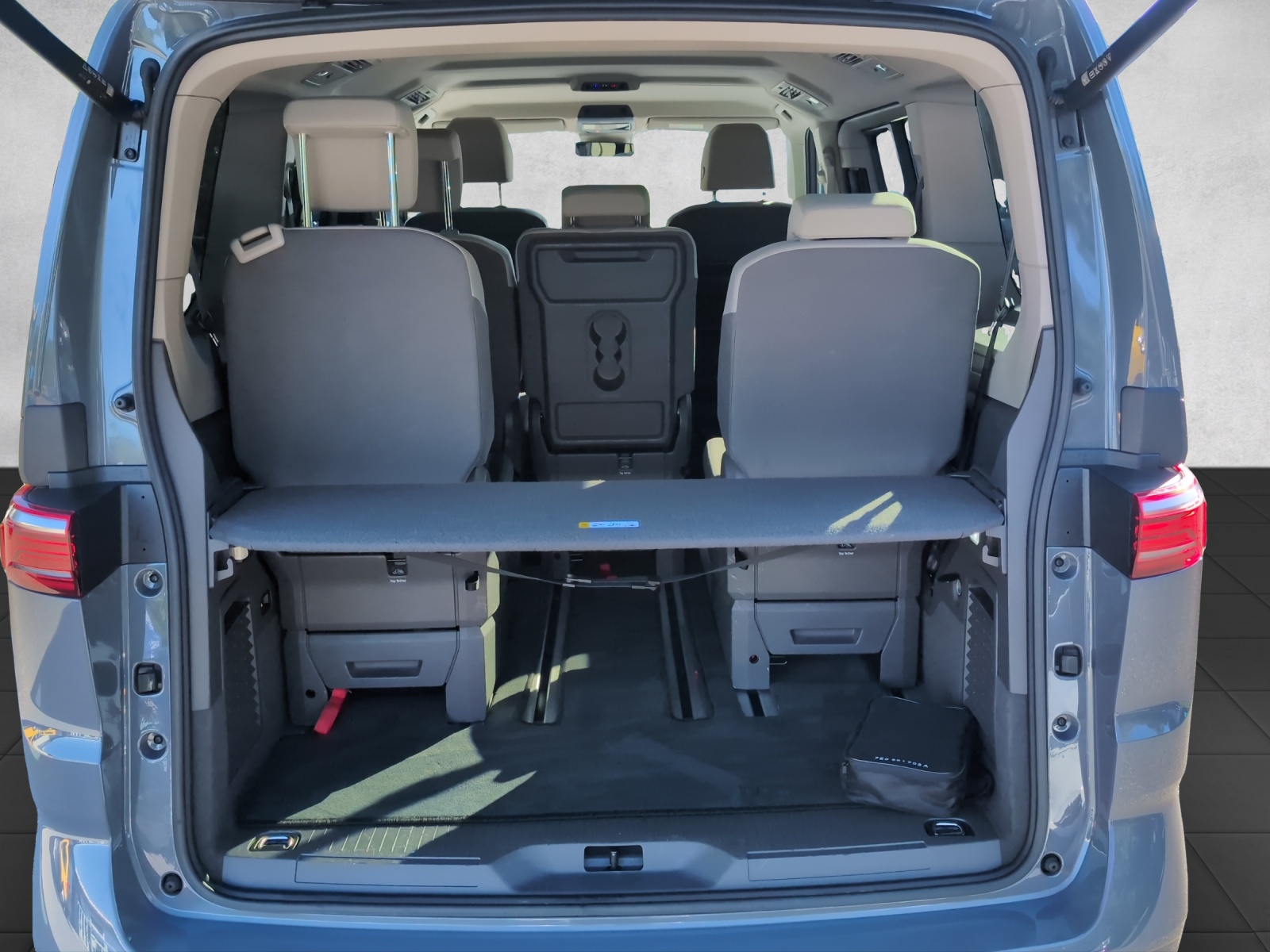 VW Multivan 1.4 eHybrid Liberty DSG-image-13