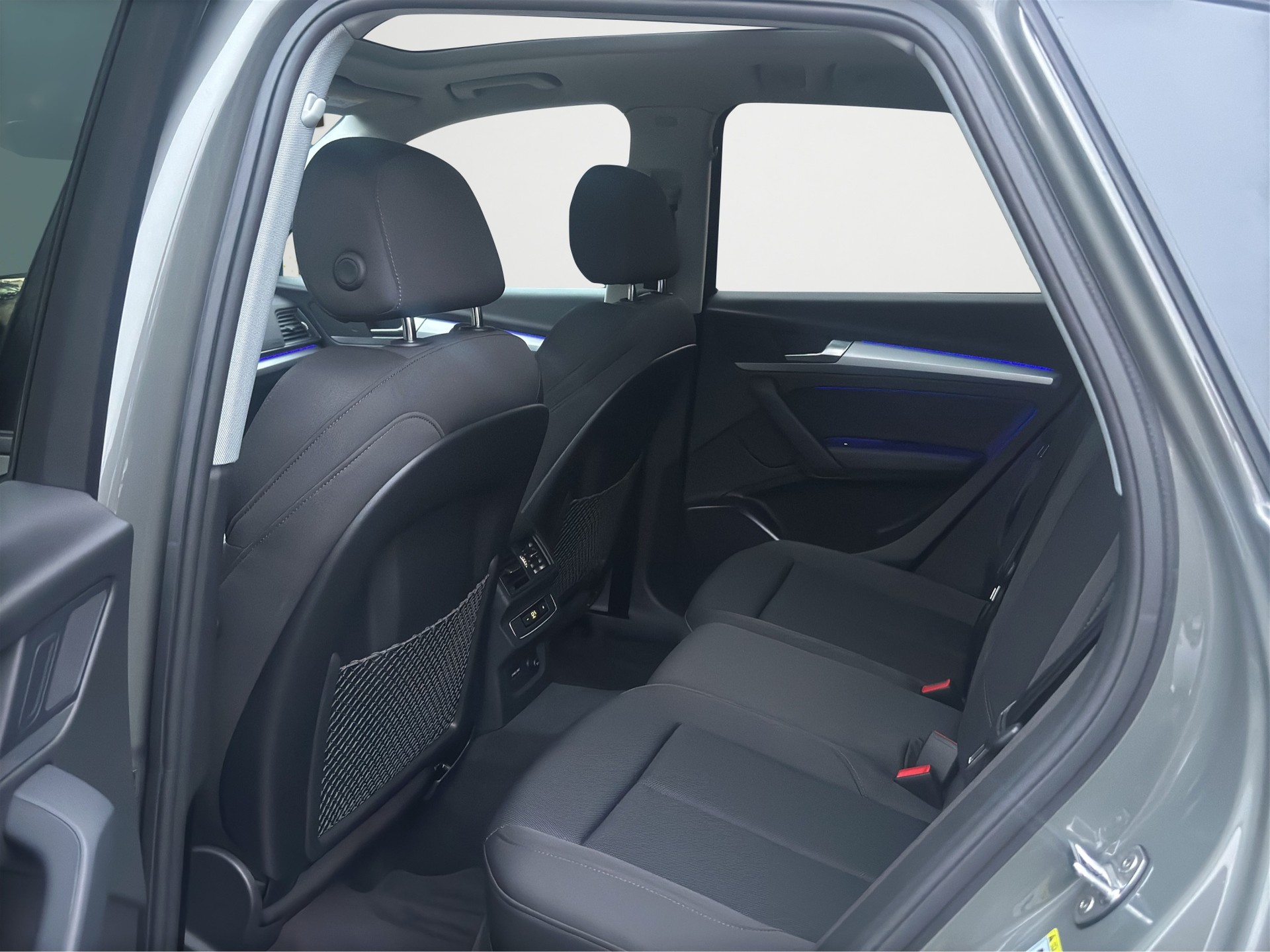 AUDI Q5 Sportback 40 TDI S-Line quattro AHK 4x4-image-14