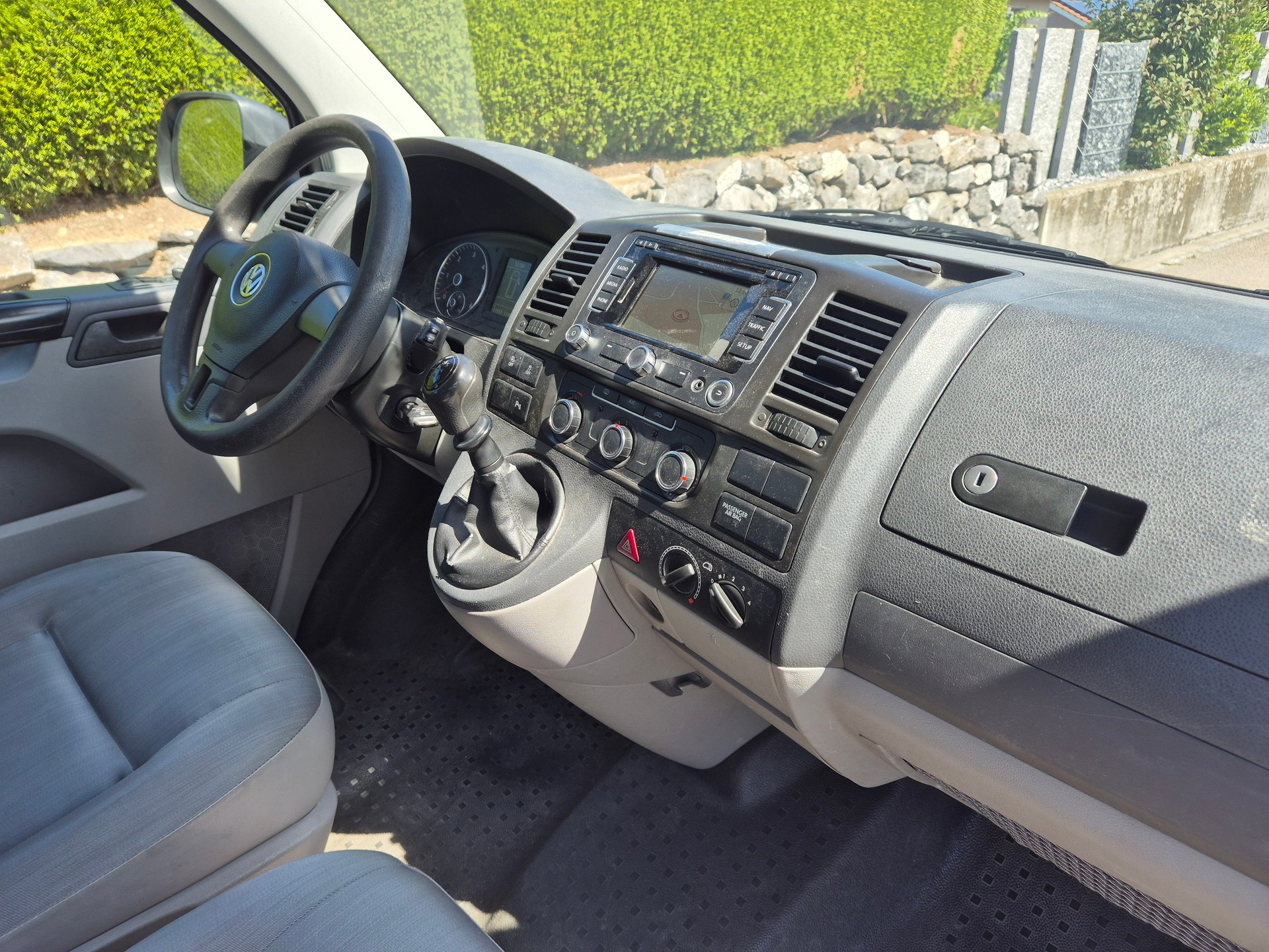 VW T5 2.0 TDI BMT, 3400, LANGVERSION, 9 PLATZ-image-13