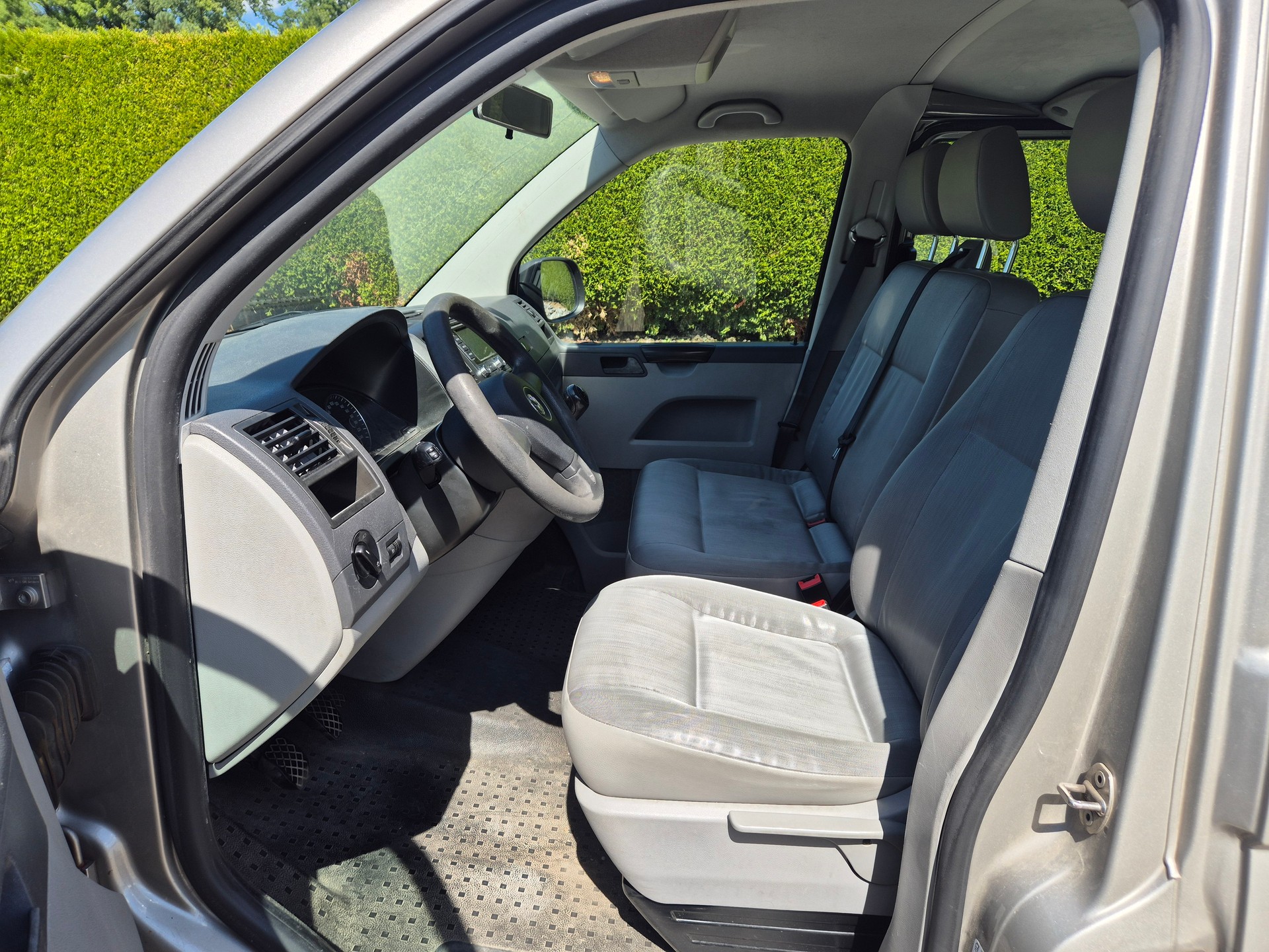 VW T5 2.0 TDI BMT, 3400, LANGVERSION, 9 PLATZ-image-9