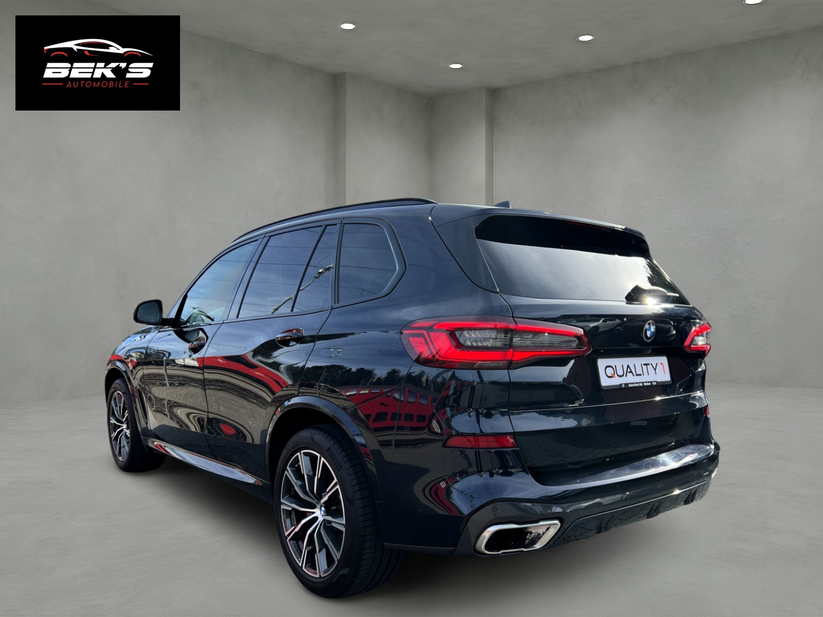 BMW X5 xDrive 40i Steptronic-showroom-element-2