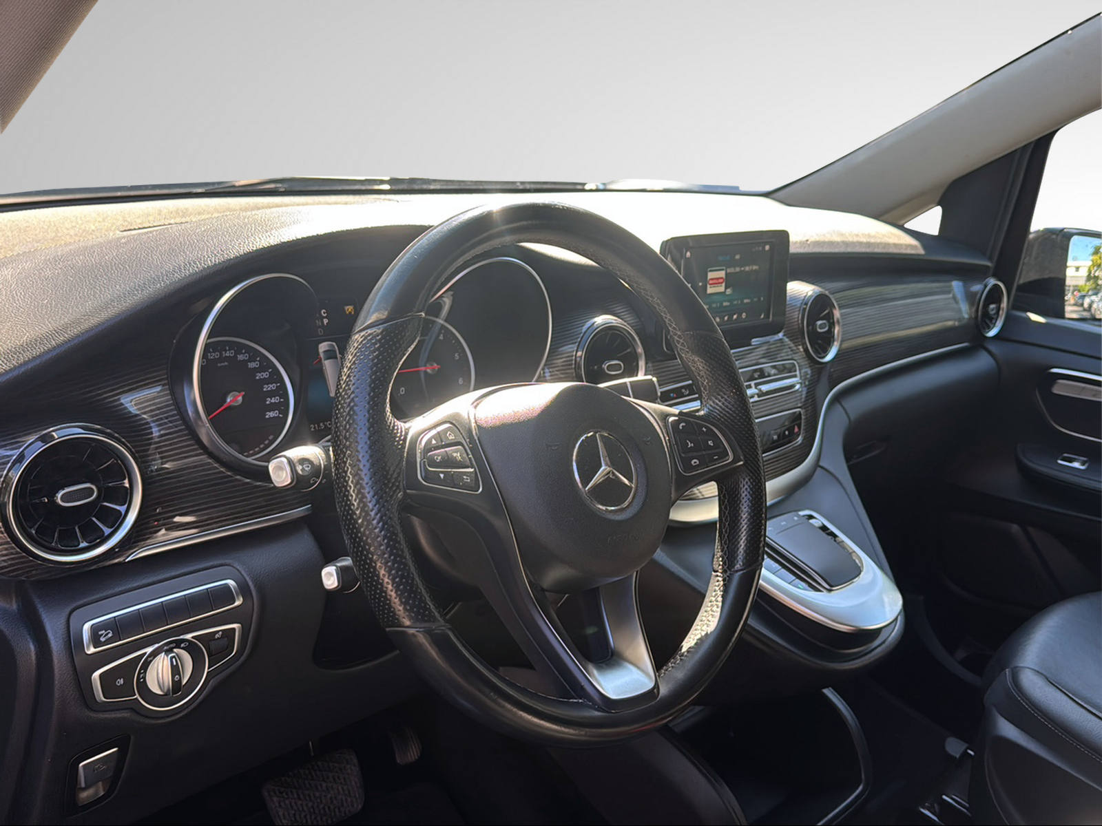 MERCEDES-BENZ V 250 d lang Avantgarde 4Matic G-Tronic-image-15