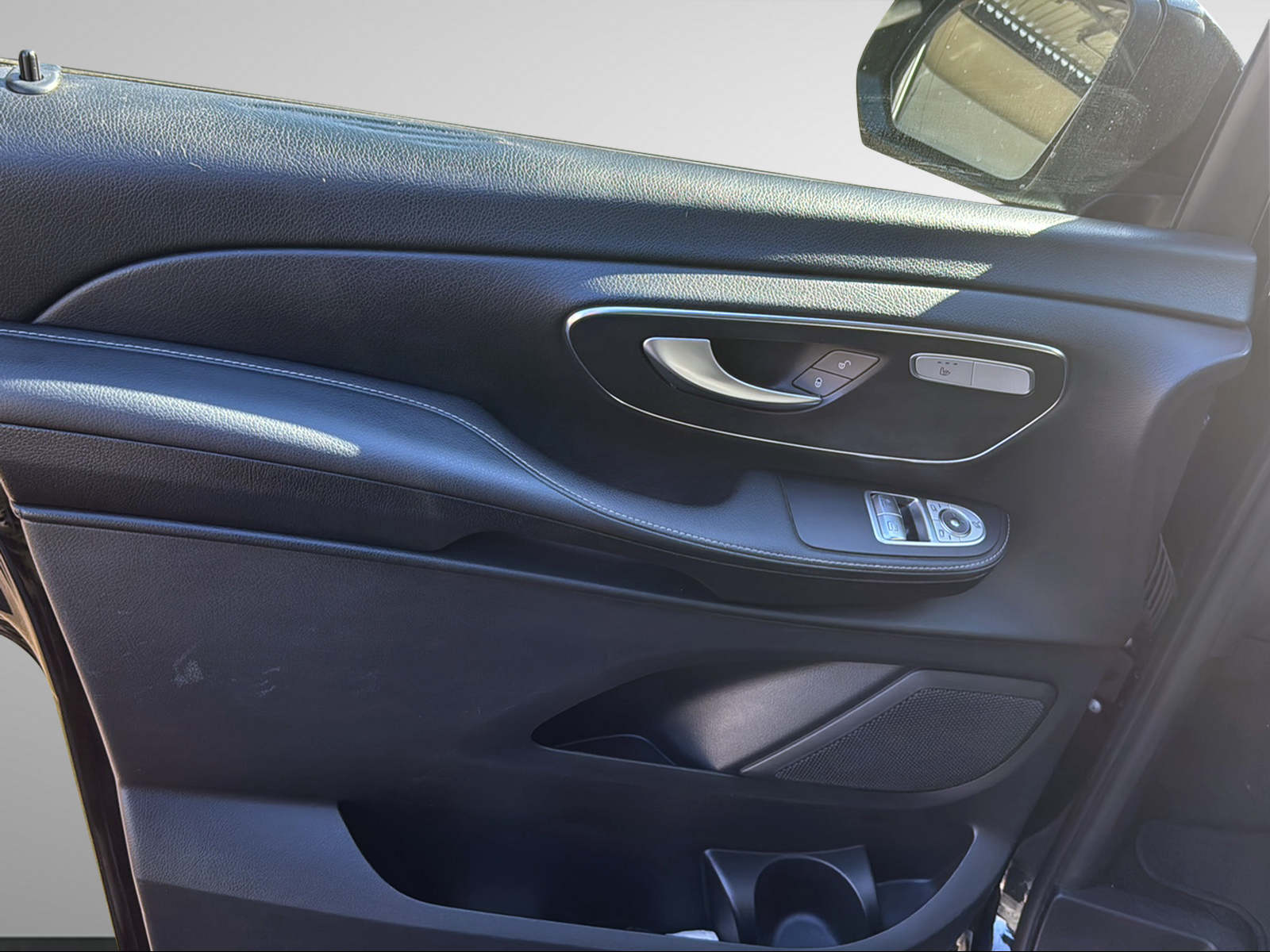 MERCEDES-BENZ V 250 d lang Avantgarde 4Matic G-Tronic-image-16