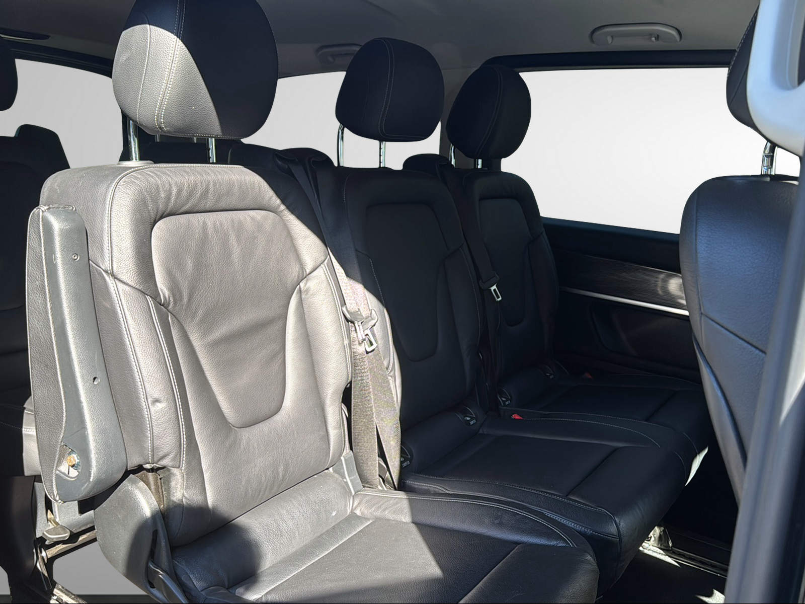 MERCEDES-BENZ V 250 d lang Avantgarde 4Matic G-Tronic-image-24