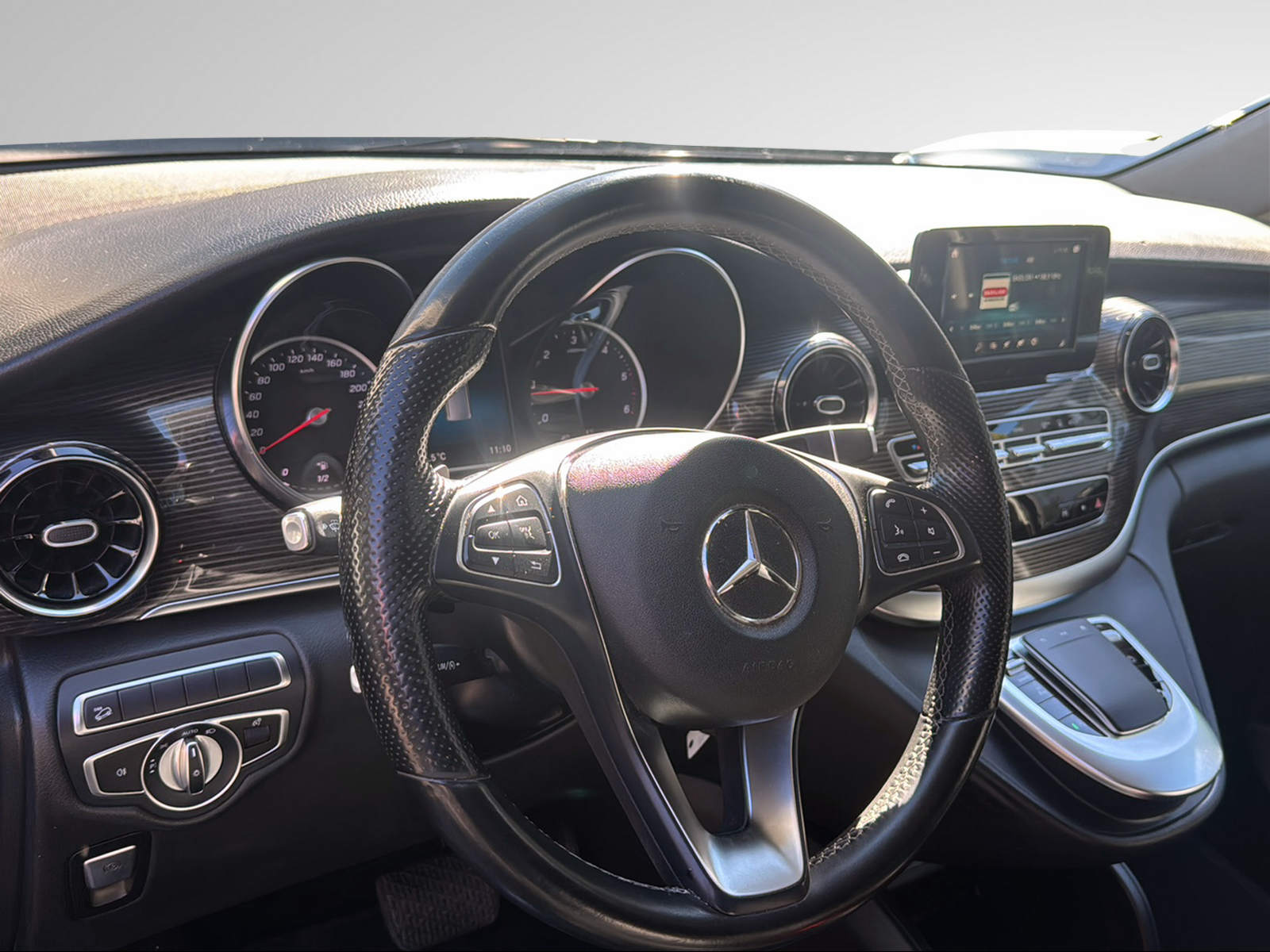 MERCEDES-BENZ V 250 d lang Avantgarde 4Matic G-Tronic-image-13
