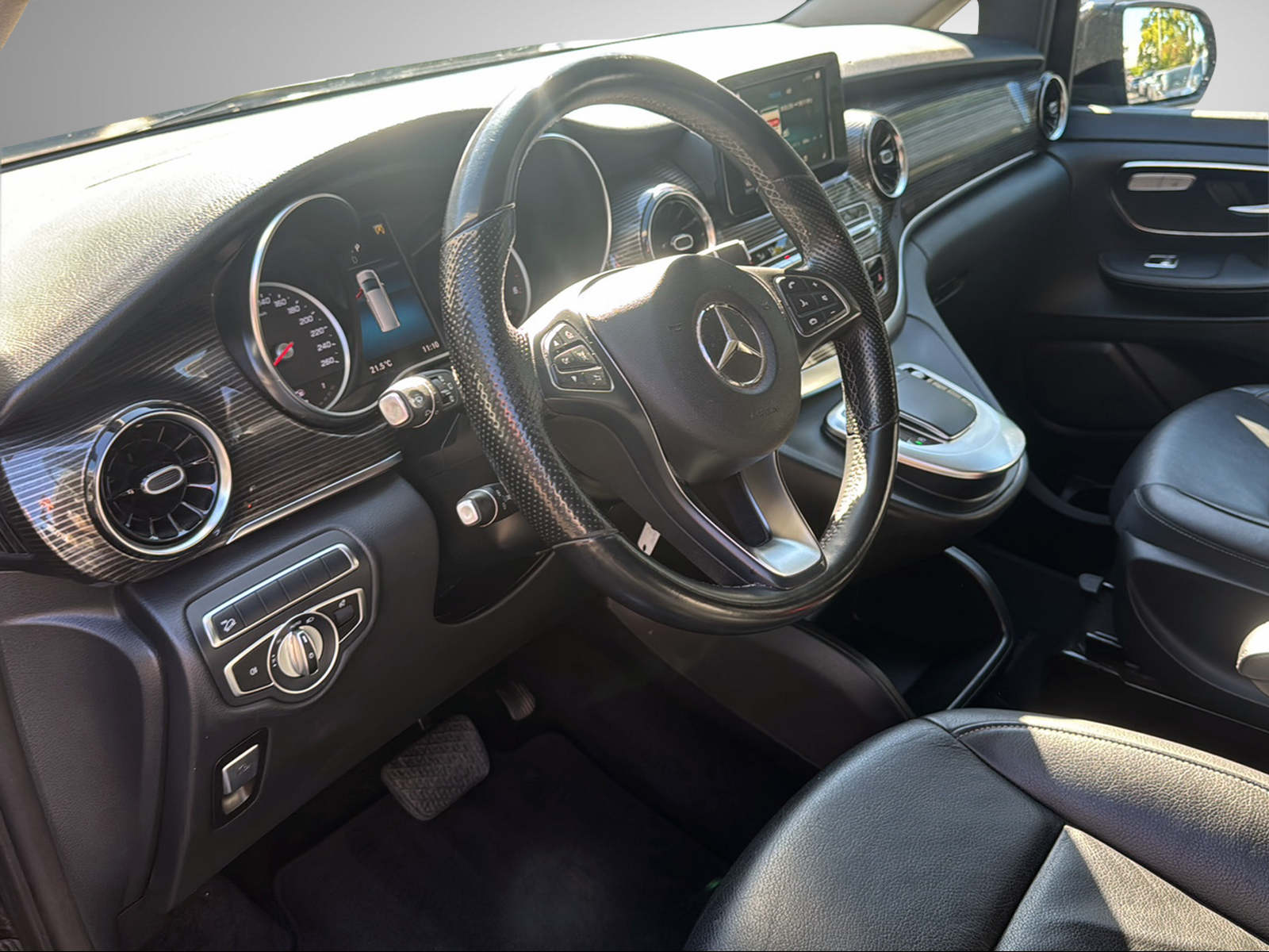 MERCEDES-BENZ V 250 d lang Avantgarde 4Matic G-Tronic-image-18