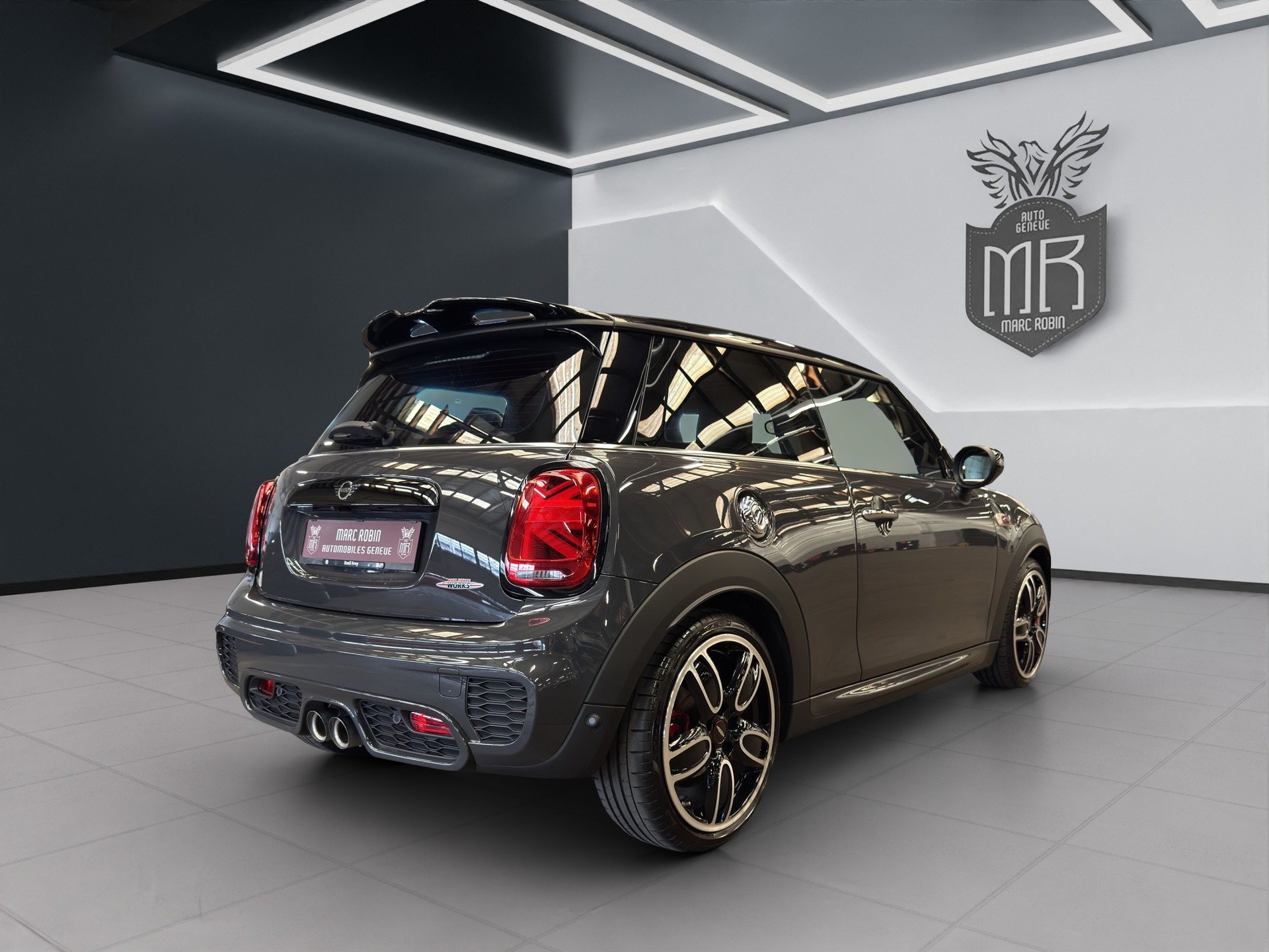MINI Cooper John Cooper Works Steptronic-showroom-element-3