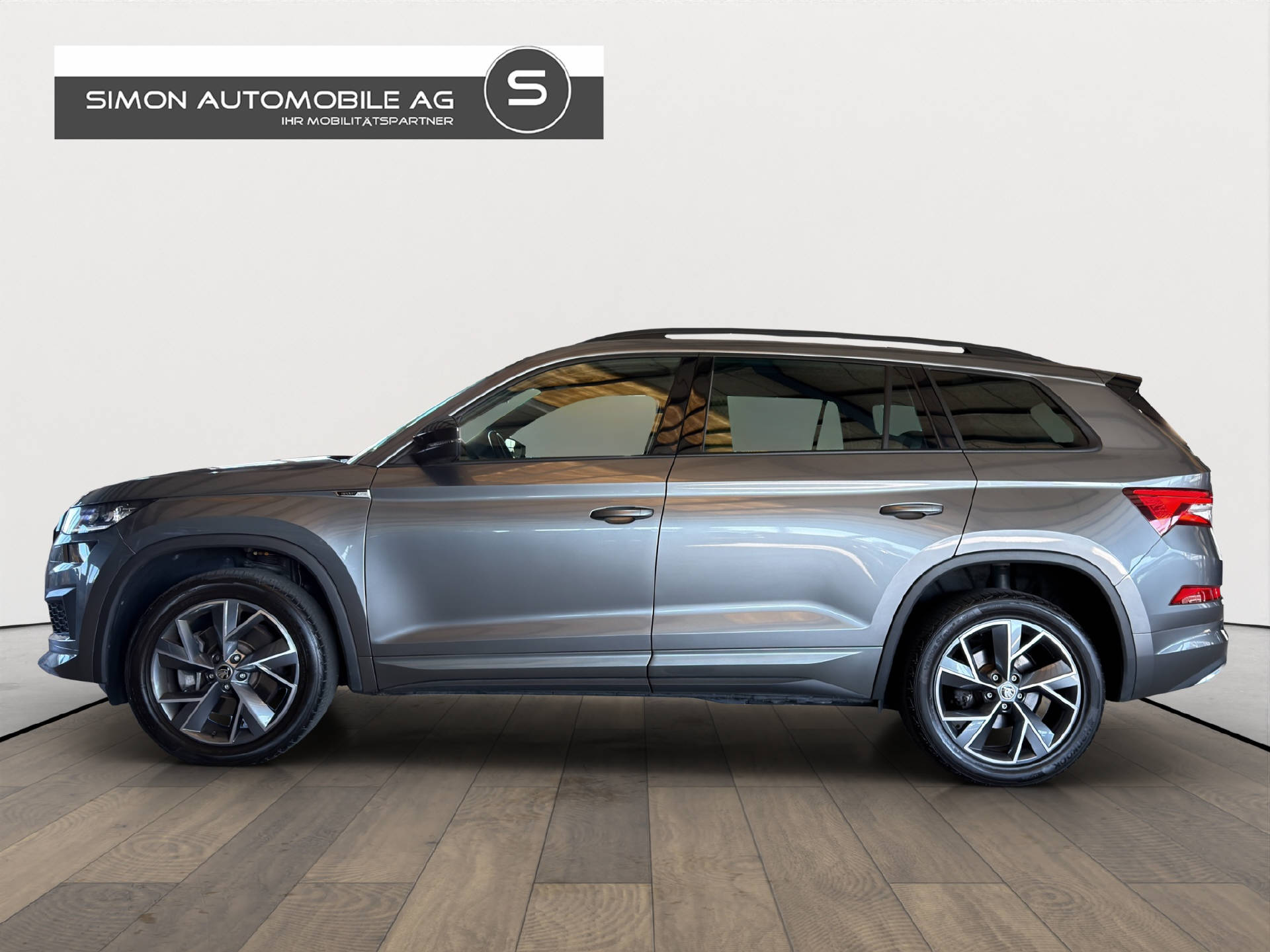 SKODA Kodiaq 2.0 TDI 200 Sportline DSG-showroom-element-2