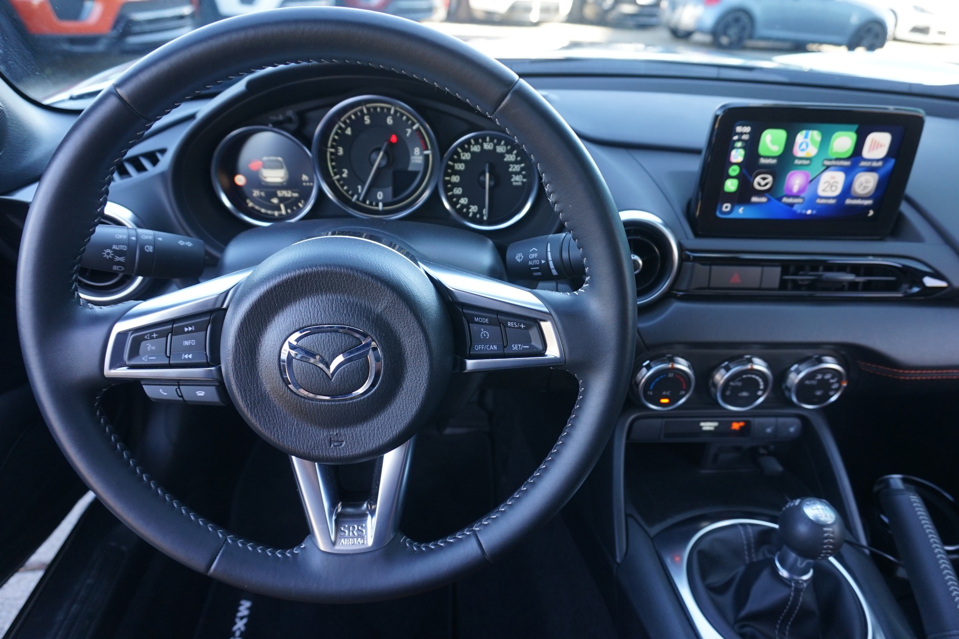 MAZDA MX-5 S-G 184 PS Kazari 6-Gang Roadster-image-23
