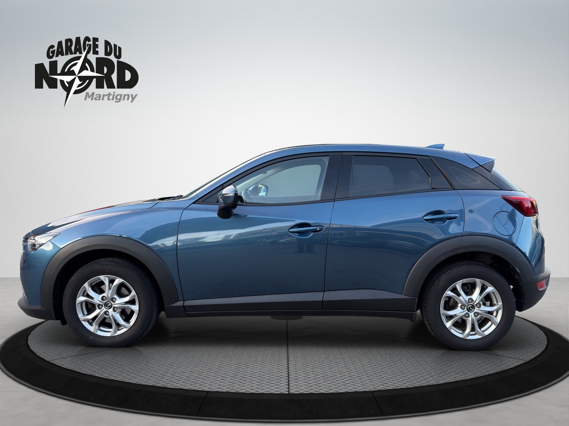 MAZDA CX-3 SKYACTIV-G 121 Ambition FWD Automat-showroom-element-2