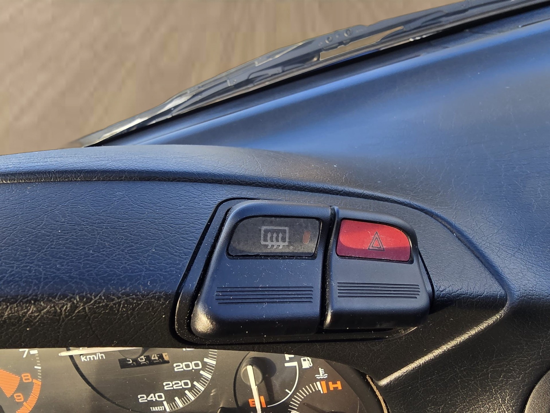 HONDA CRX 1.6i-16 V-TEC VTi-image-13