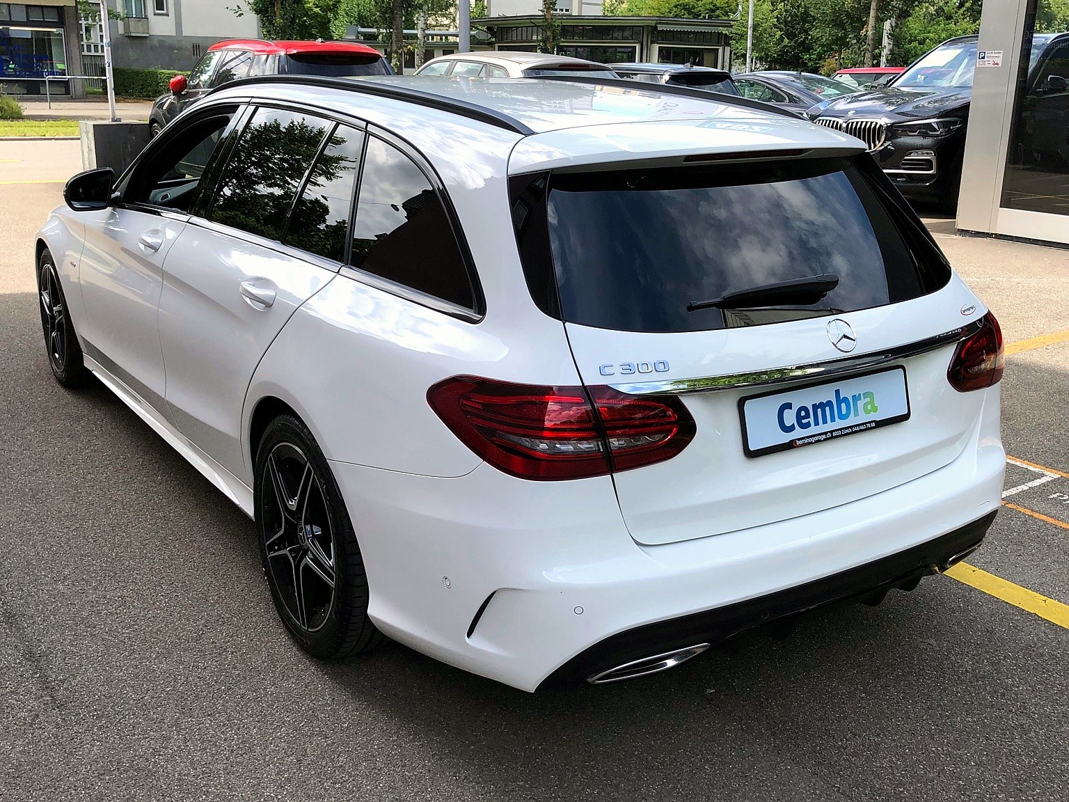 MERCEDES-BENZ C 300 T AMG Line Night Edition 9-G Tronic-showroom-element-3