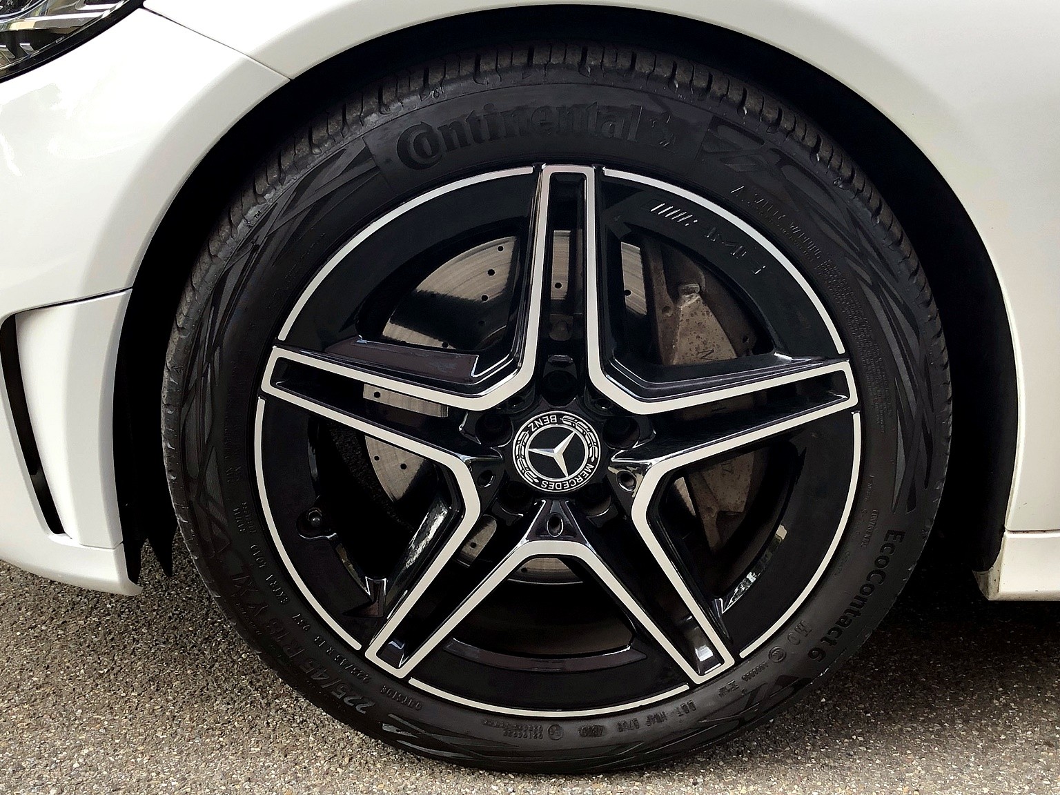 MERCEDES-BENZ C 300 T AMG Line Night Edition 9-G Tronic-image-9
