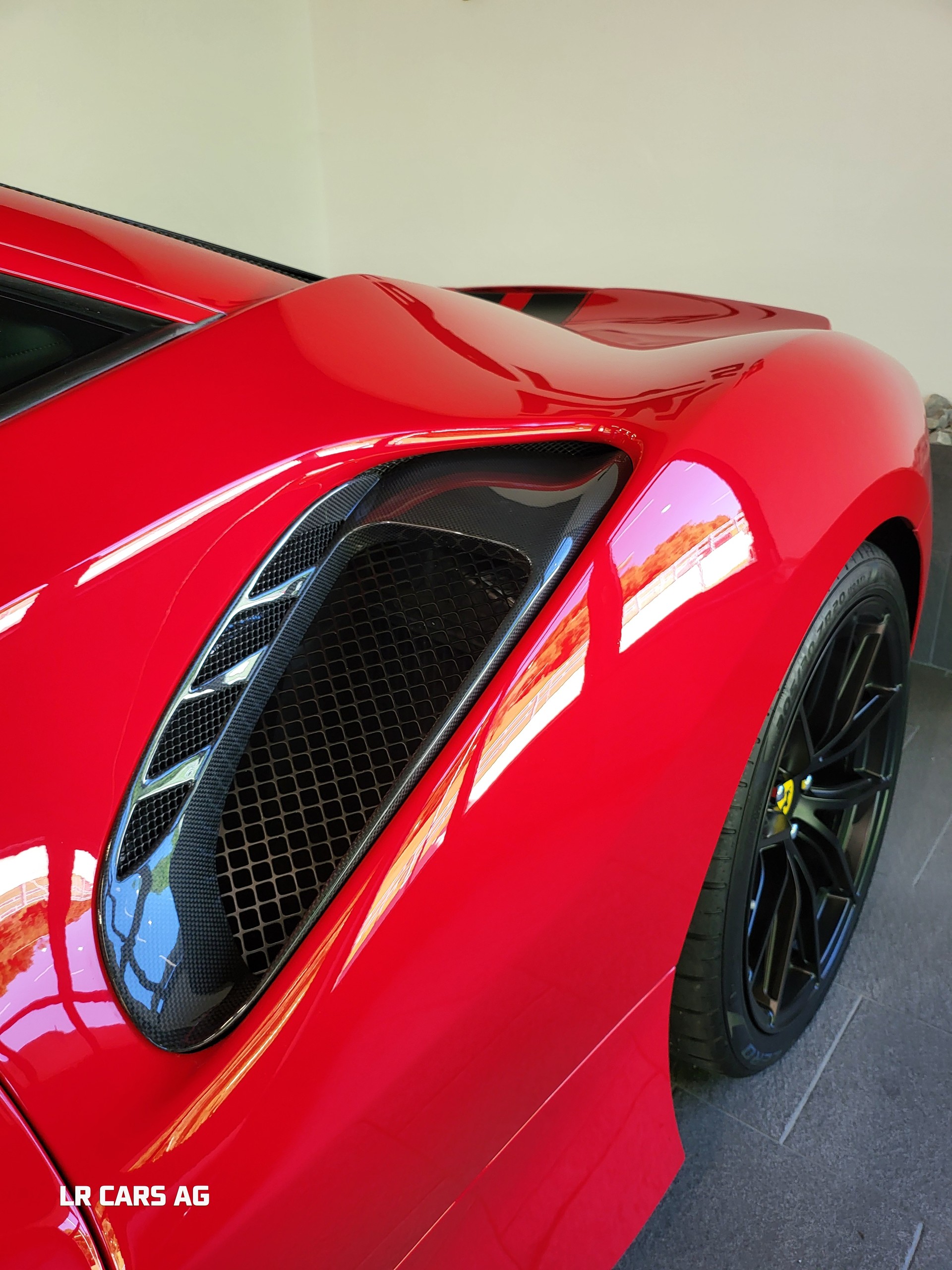 FERRARI 488 GTB 3.9 V8-image-9