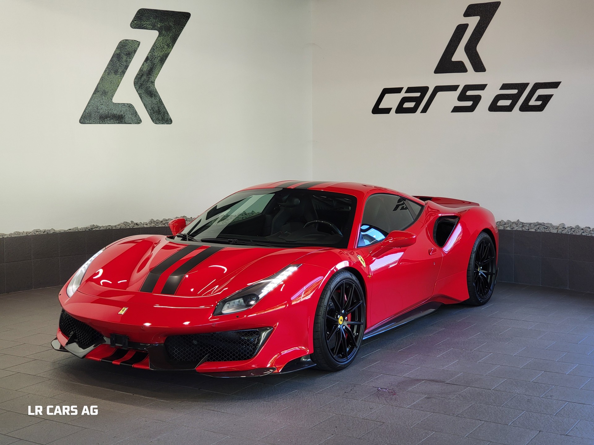 FERRARI 488 GTB 3.9 V8-image-1