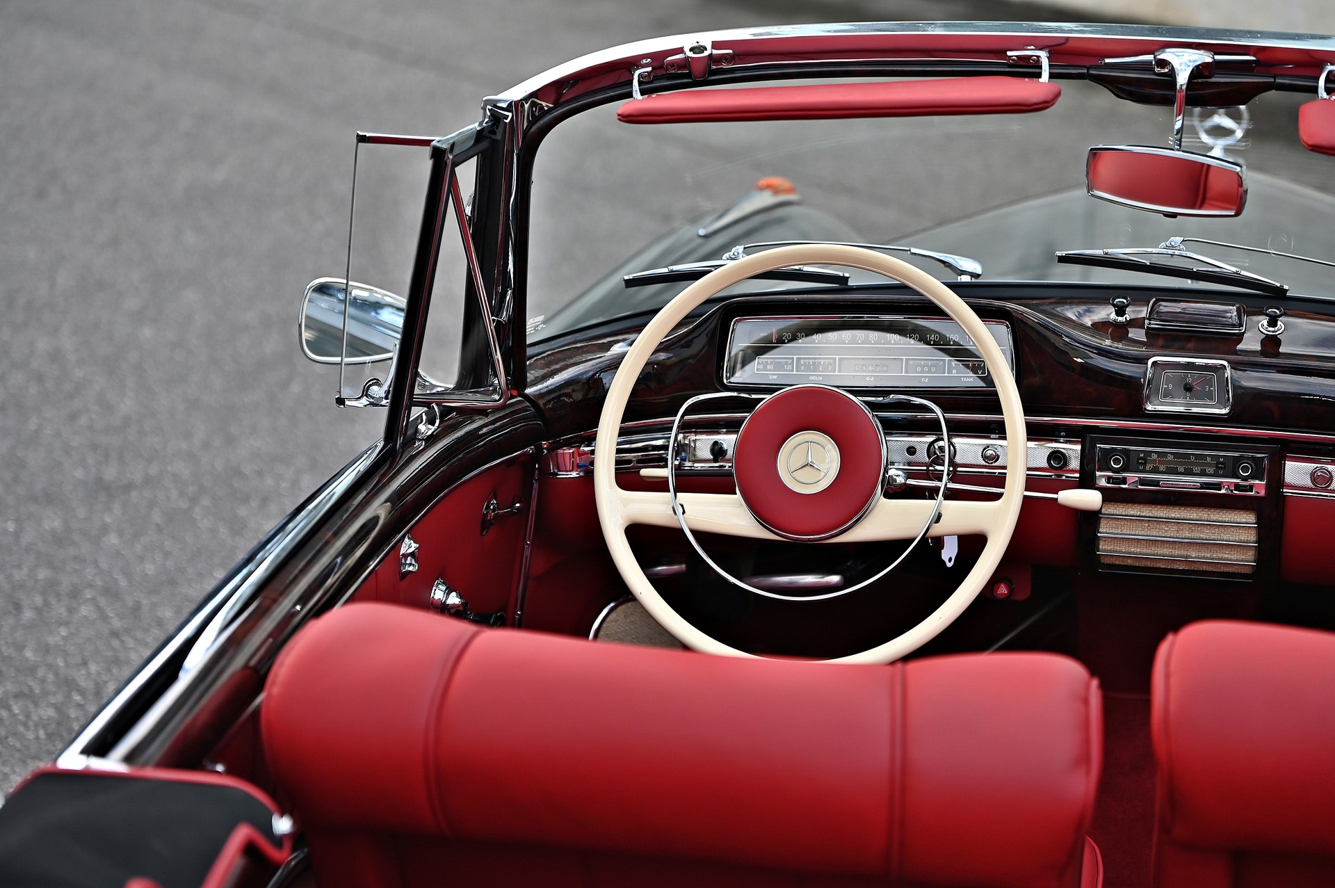 MERCEDES-BENZ SE Ponton Cabriolet-image-15