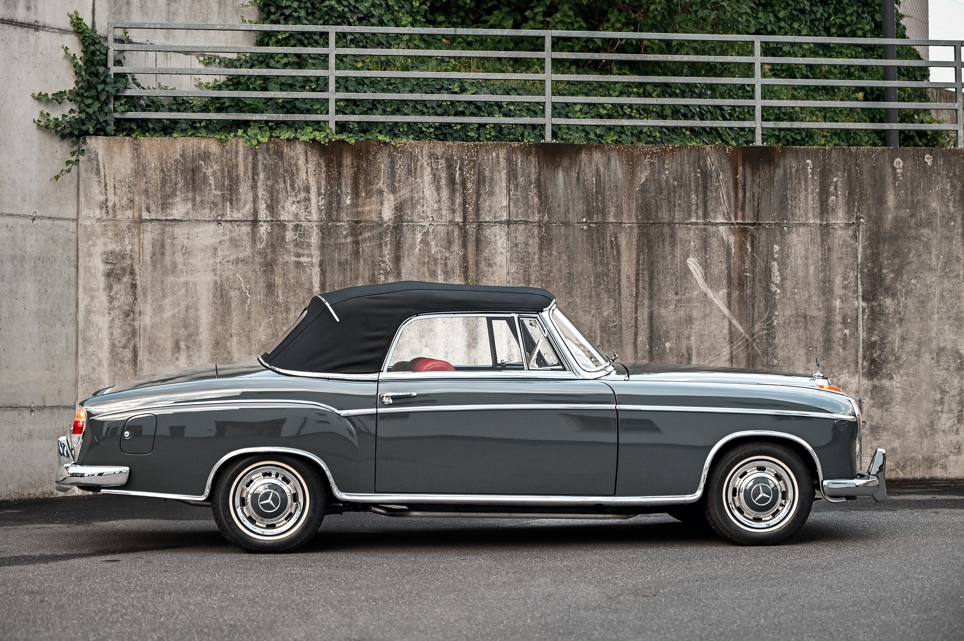 MERCEDES-BENZ SE Ponton Cabriolet-image-24