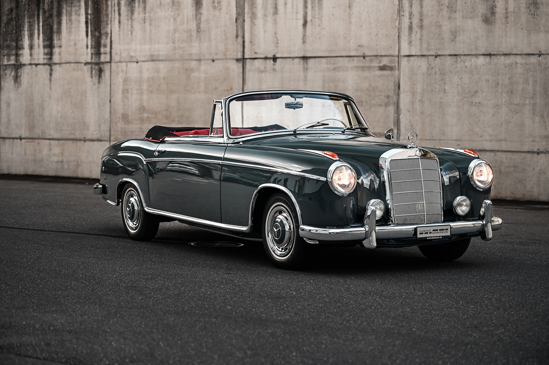 MERCEDES-BENZ SE Ponton Cabriolet-showroom-element-2