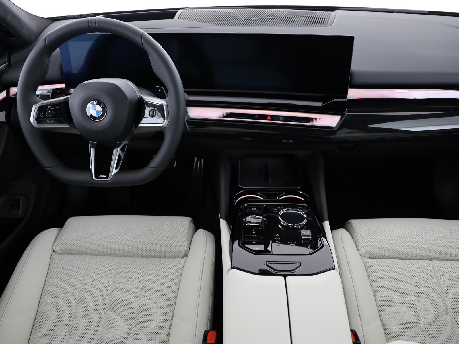 BMW 540d xDrive Touring M Sport Pro-image-15