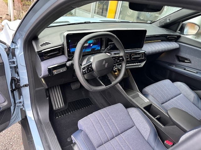 RENAULT R4 E-Tech Comfort Range 52 kWh Techno-image-13