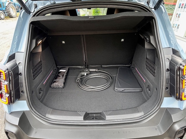 RENAULT R4 E-Tech Comfort Range 52 kWh Techno-image-7