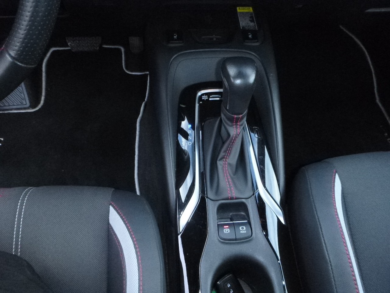 TOYOTA Corolla Touring Sports 2.0 HSD GR-S e-CVT-image-19