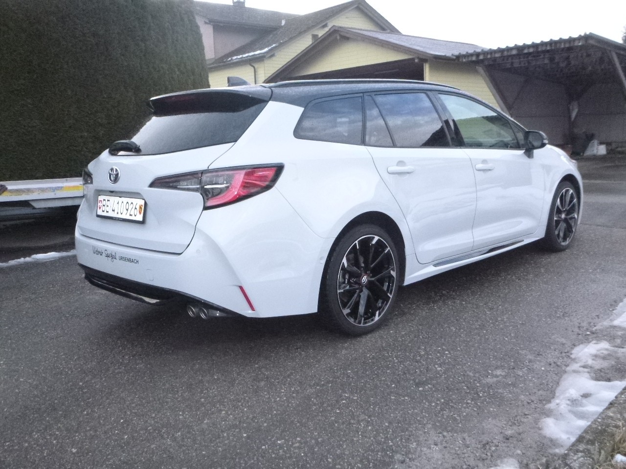 TOYOTA Corolla Touring Sports 2.0 HSD GR-S e-CVT-image-5