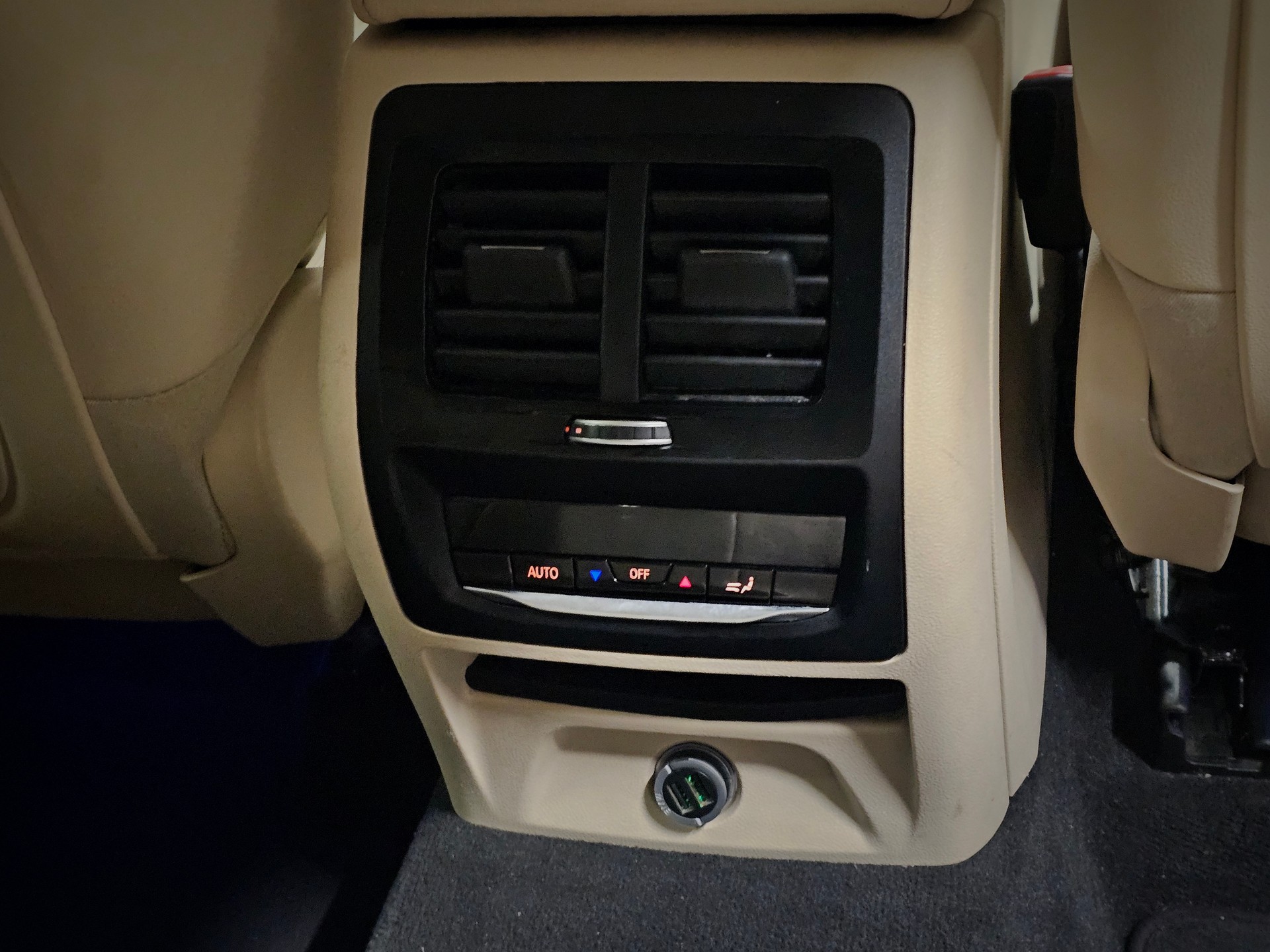 BMW X3 xDrive 30i xLine Steptronic-image-14