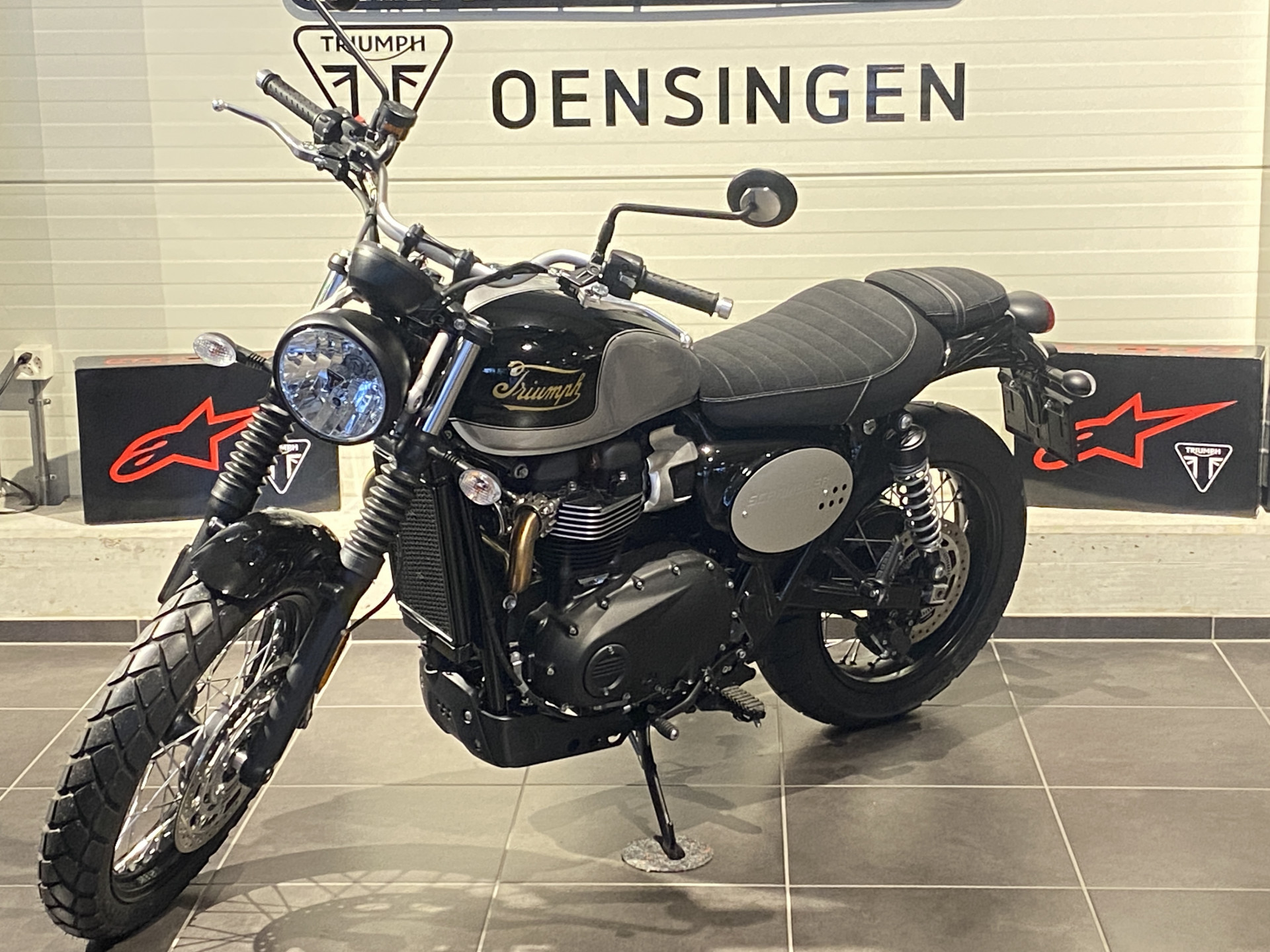 TRIUMPH Scrambler 900 Icon Edition (4.49 % Power Leasing - Gültig bis 30.06.2026)-image-1