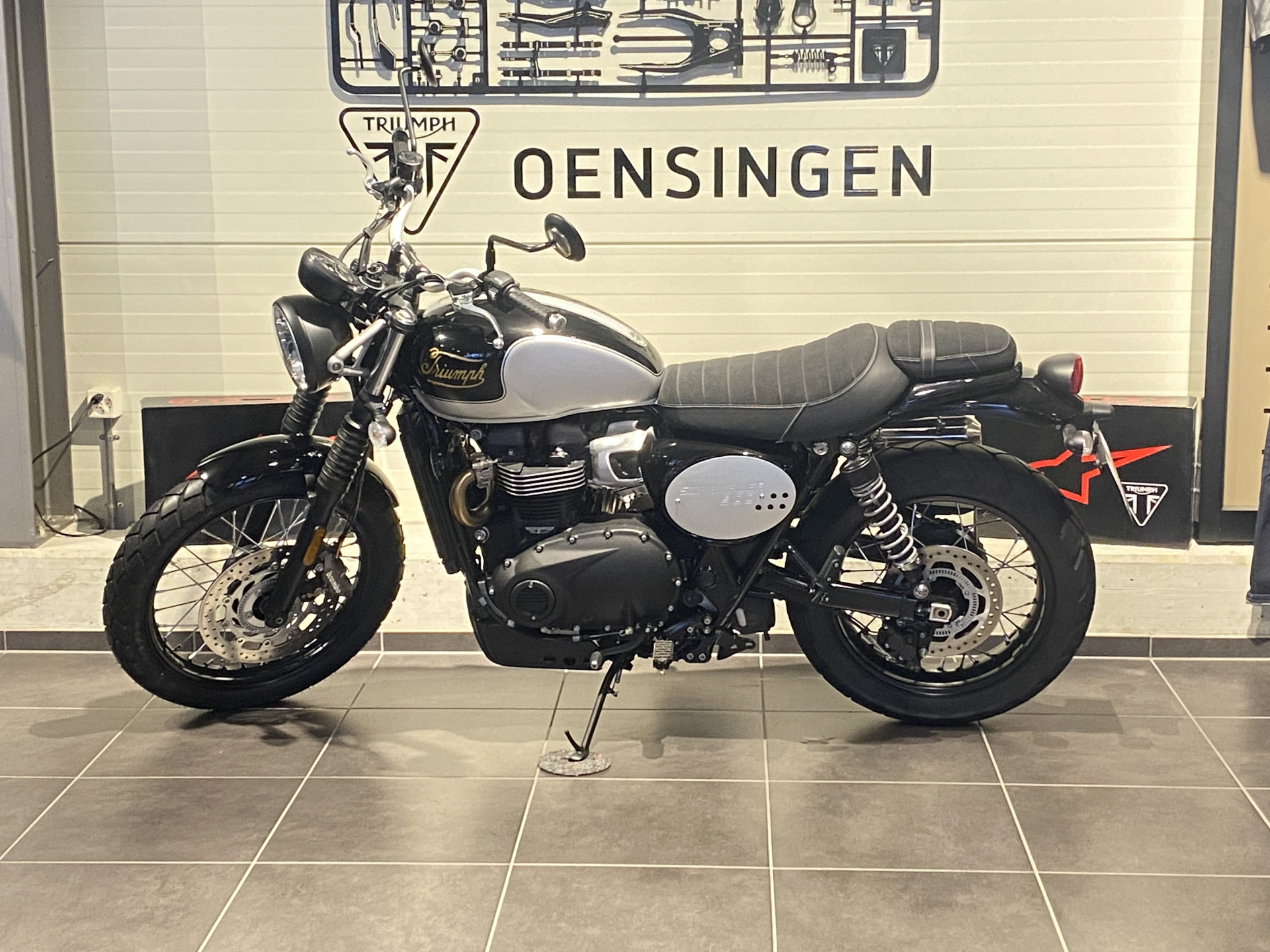 TRIUMPH Scrambler 900 Icon Edition (4.49 % Power Leasing - Gültig bis 30.06.2026)-image-0
