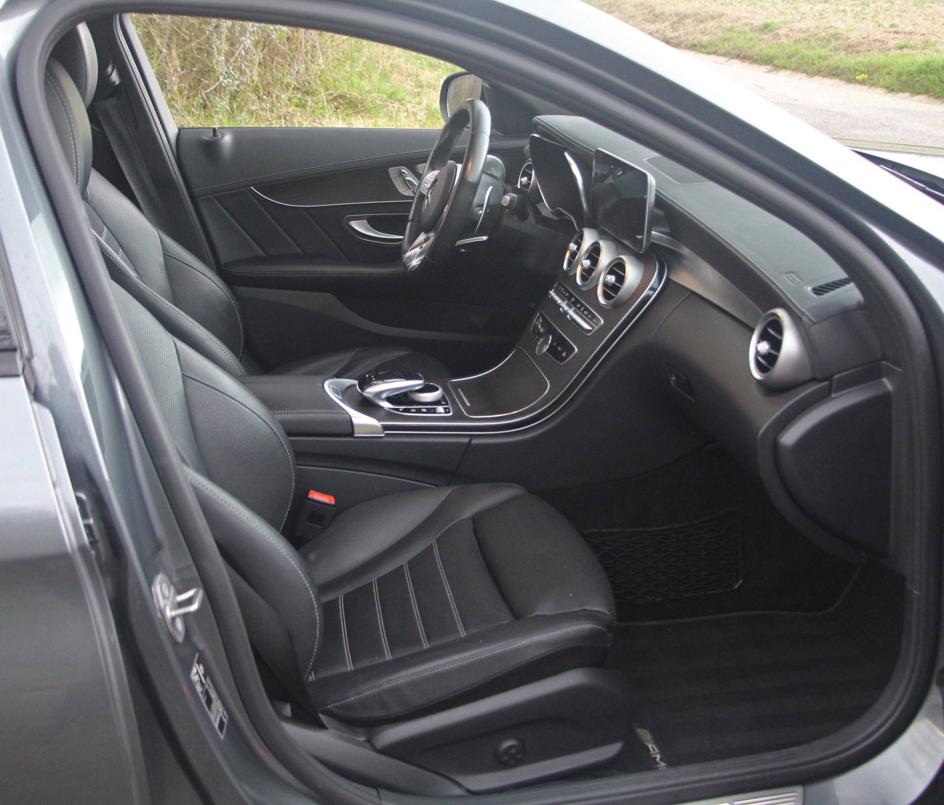 MERCEDES-BENZ C 43 AMG 4Matic 9G-Tronic-image-10