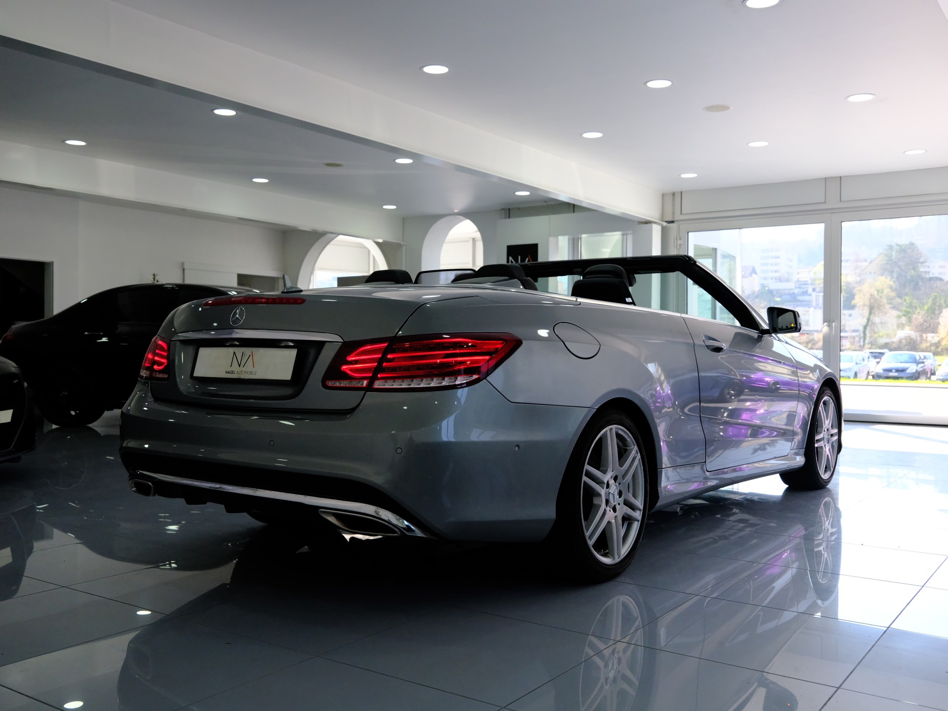 MERCEDES-BENZ E 250 AMG LINE 7G-Tronic-image-7