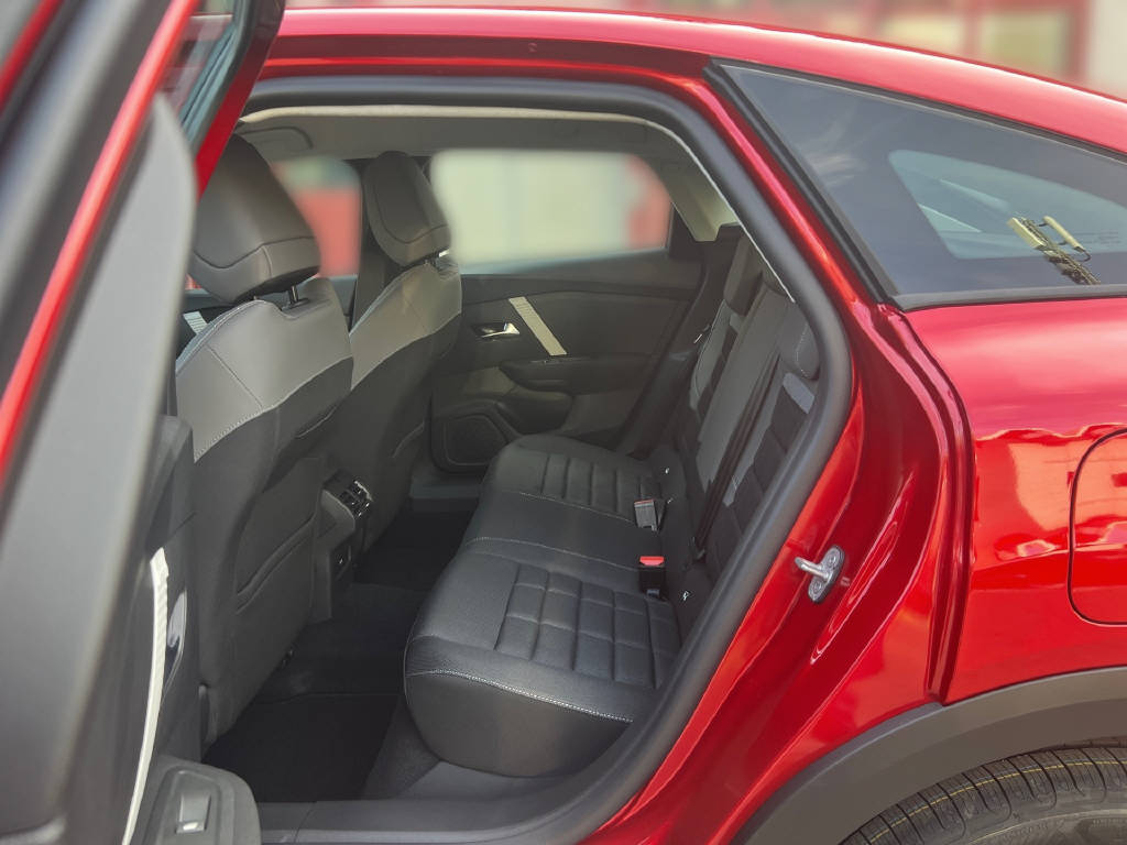CITROEN C4 Hybrid 145ch Automatique PLUS-image-10