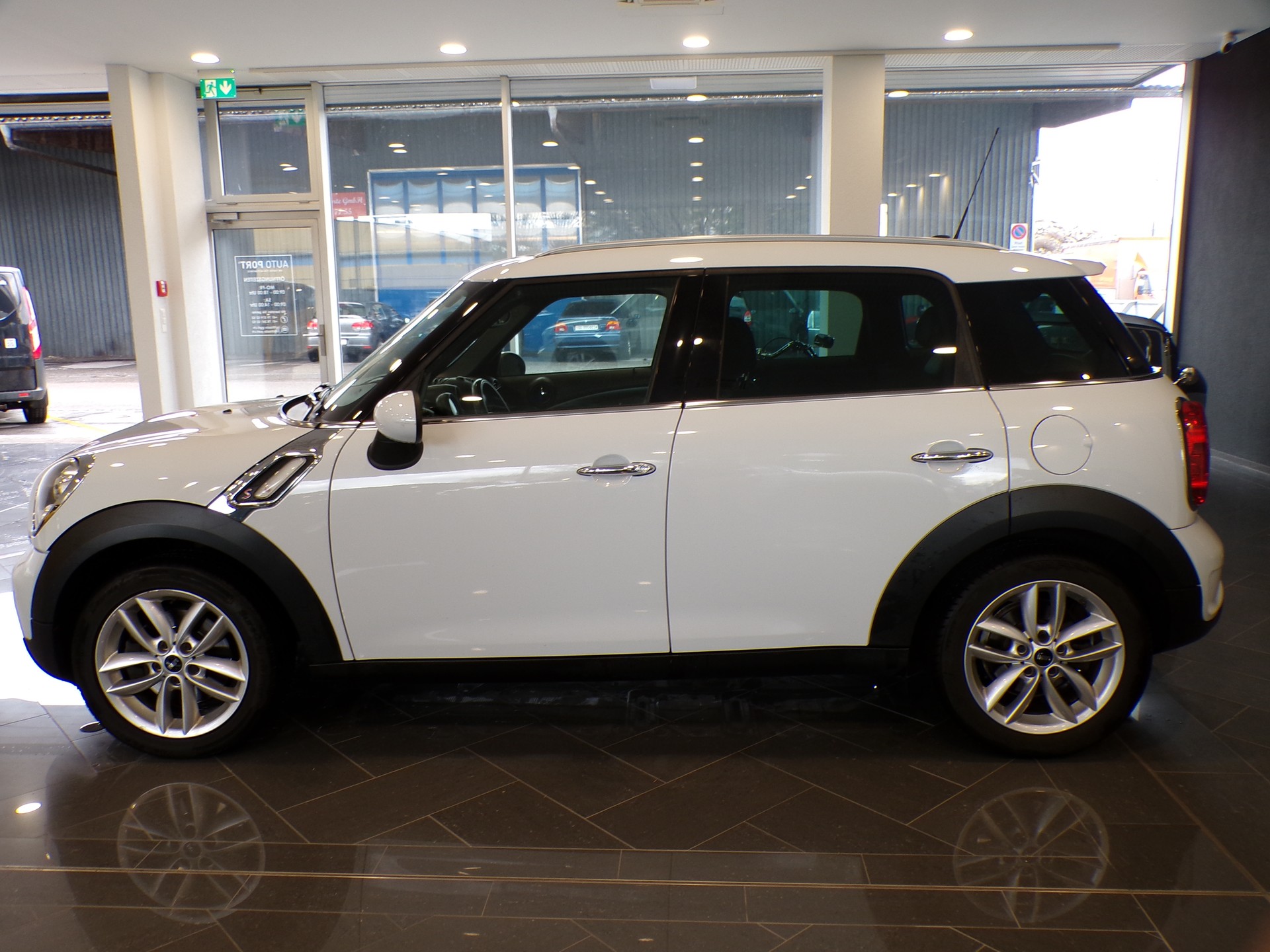 MINI S ALL4-image-7