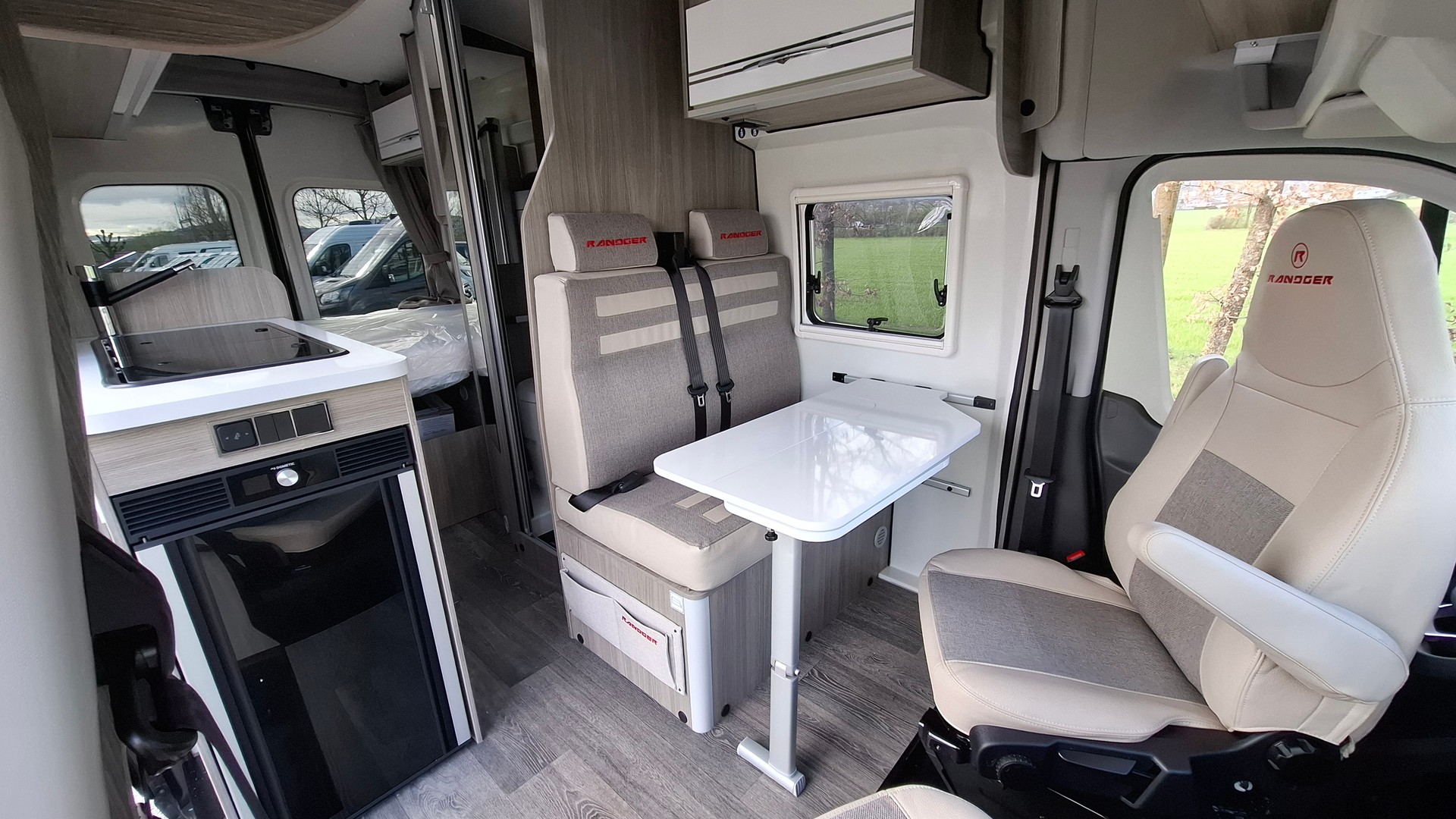 RANDGER Ford Transit R560 4x4-image-4