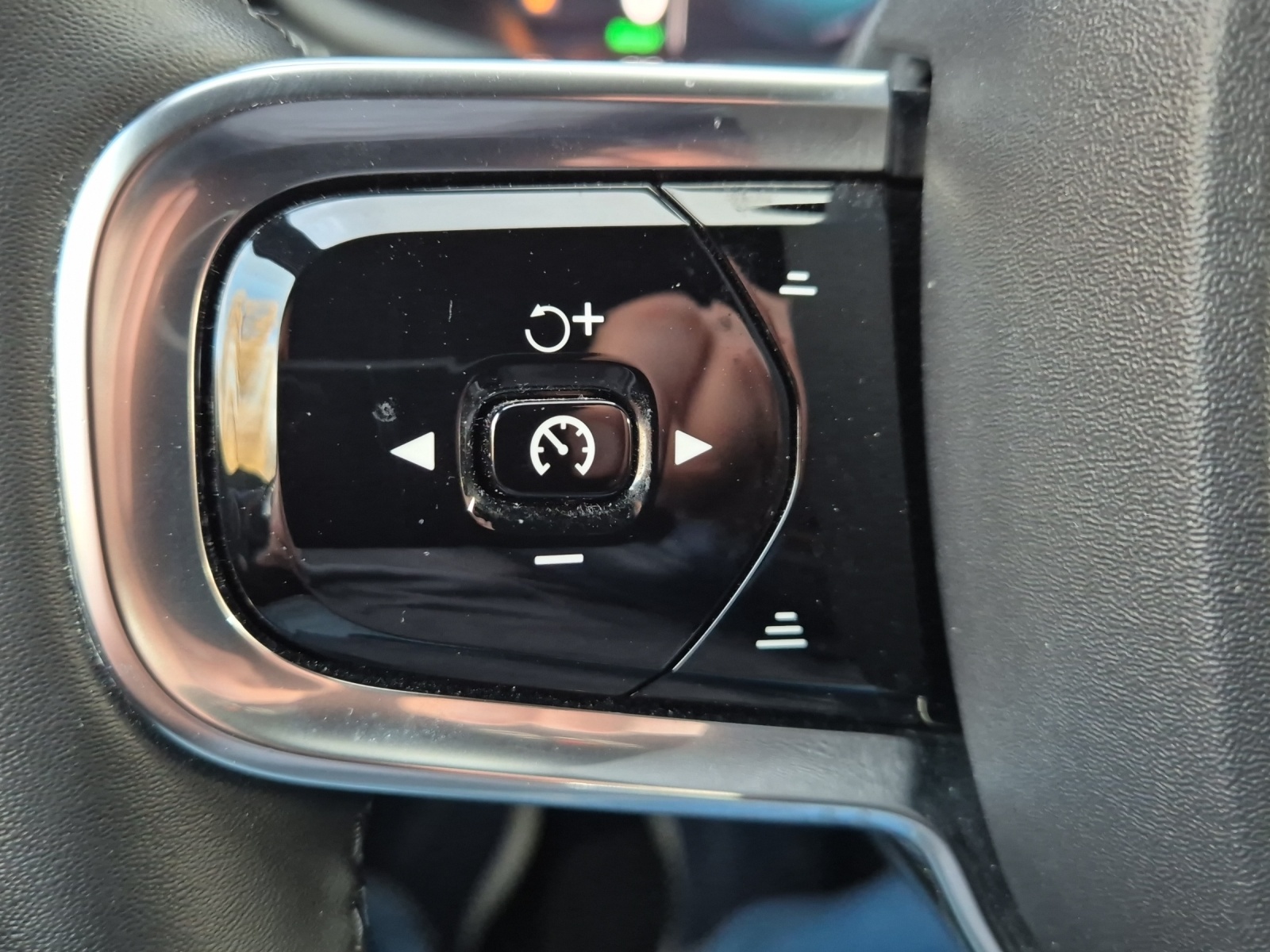 POLESTAR Polestar 2 Standard Range Single 64kWh-image-20