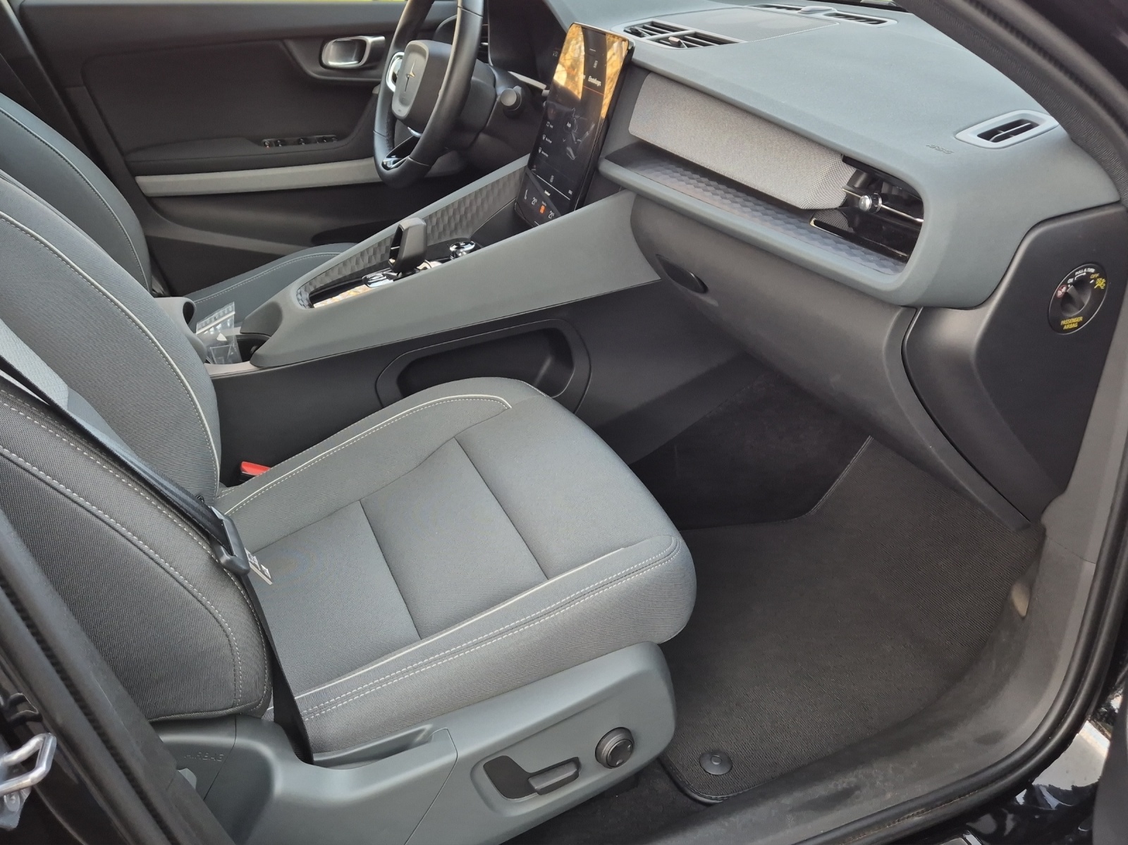 POLESTAR Polestar 2 Standard Range Single 64kWh-image-18