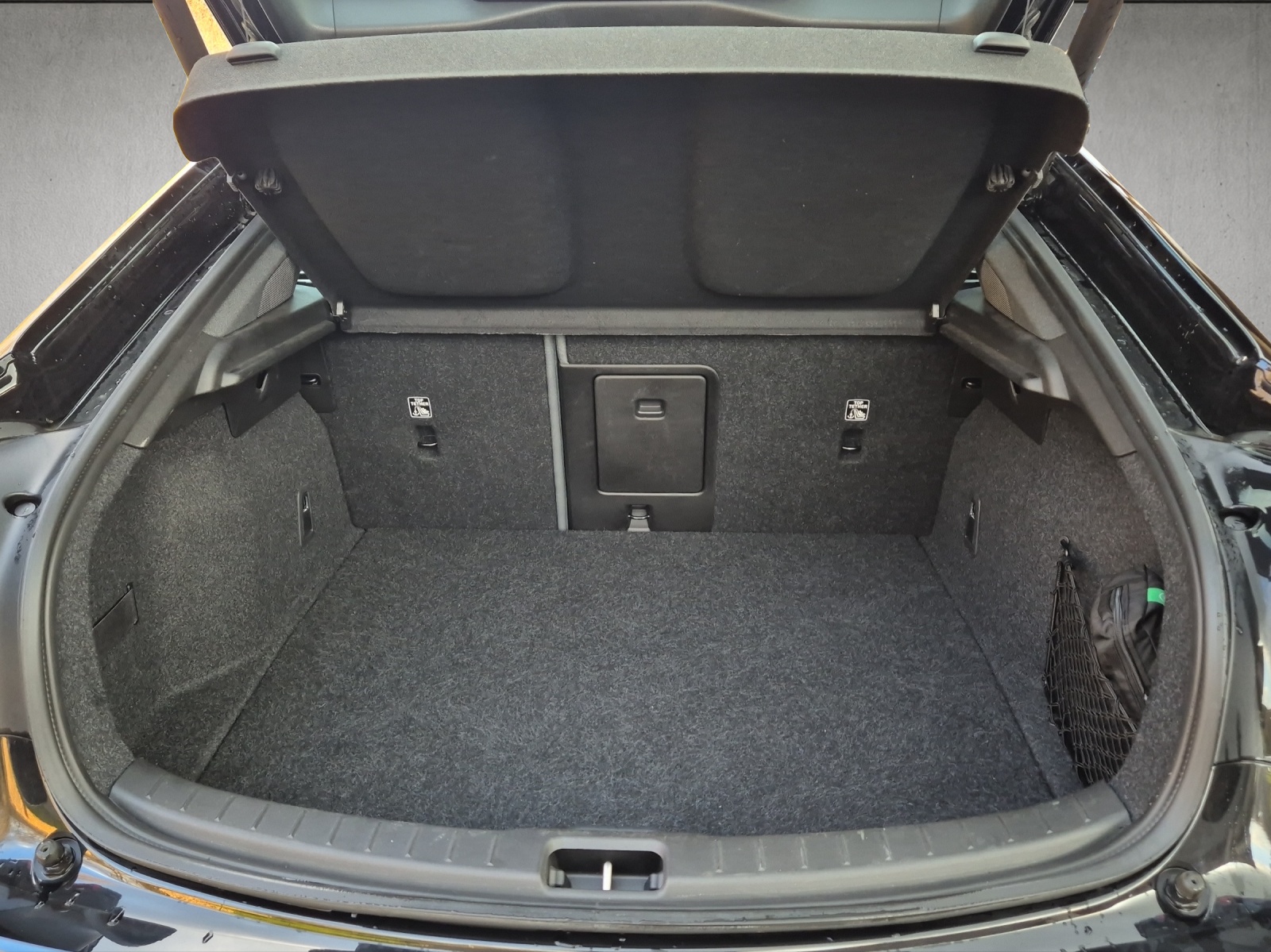 POLESTAR Polestar 2 Standard Range Single 64kWh-image-22