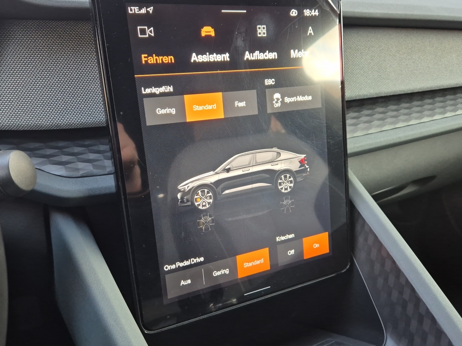 POLESTAR Polestar 2 Standard Range Single 64kWh-image-14