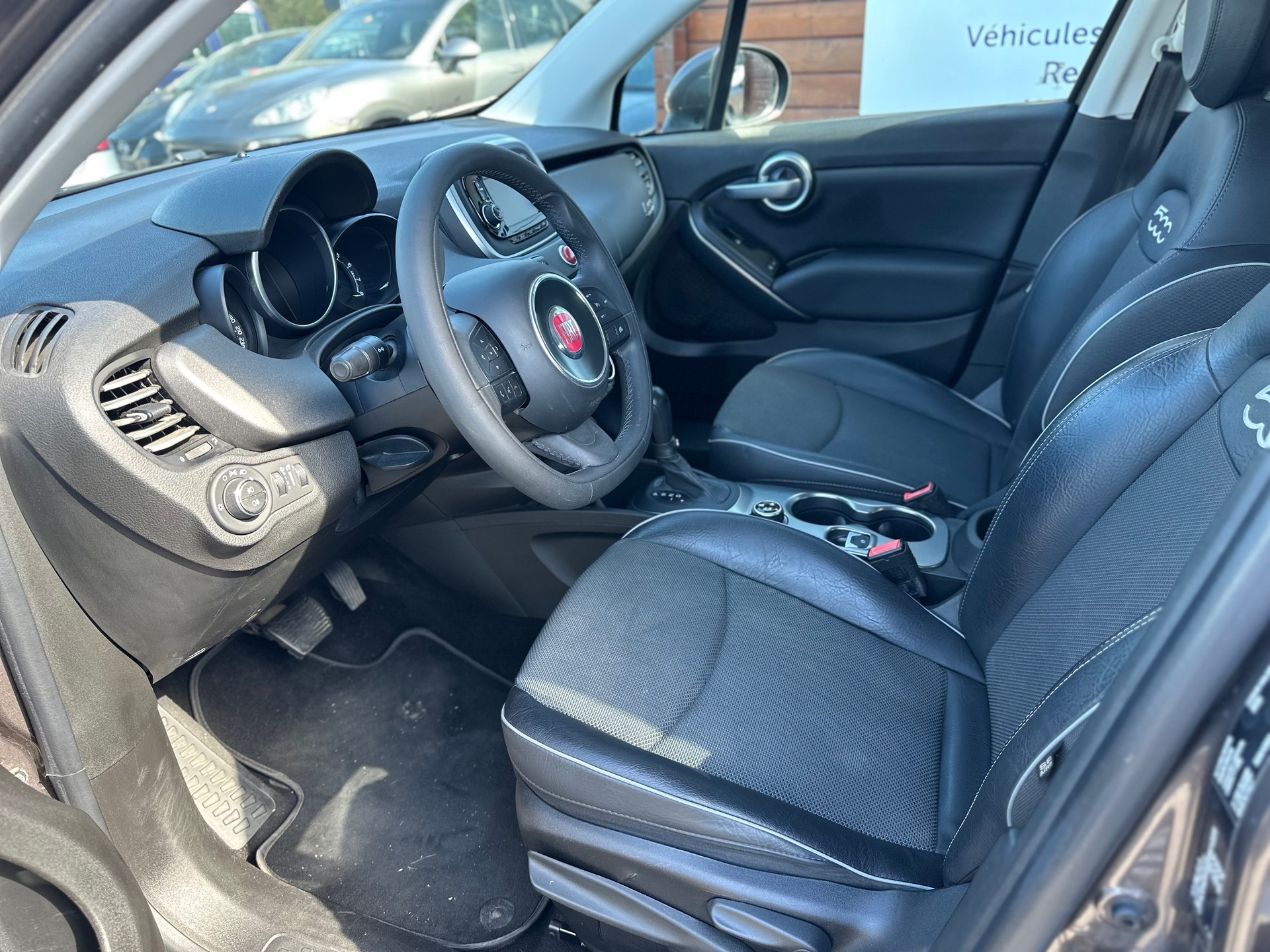 FIAT 500X 1.4T Lounge DCT-image-12