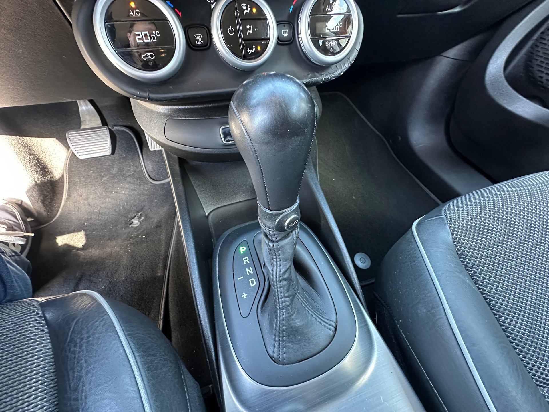 FIAT 500X 1.4T Lounge DCT-image-15