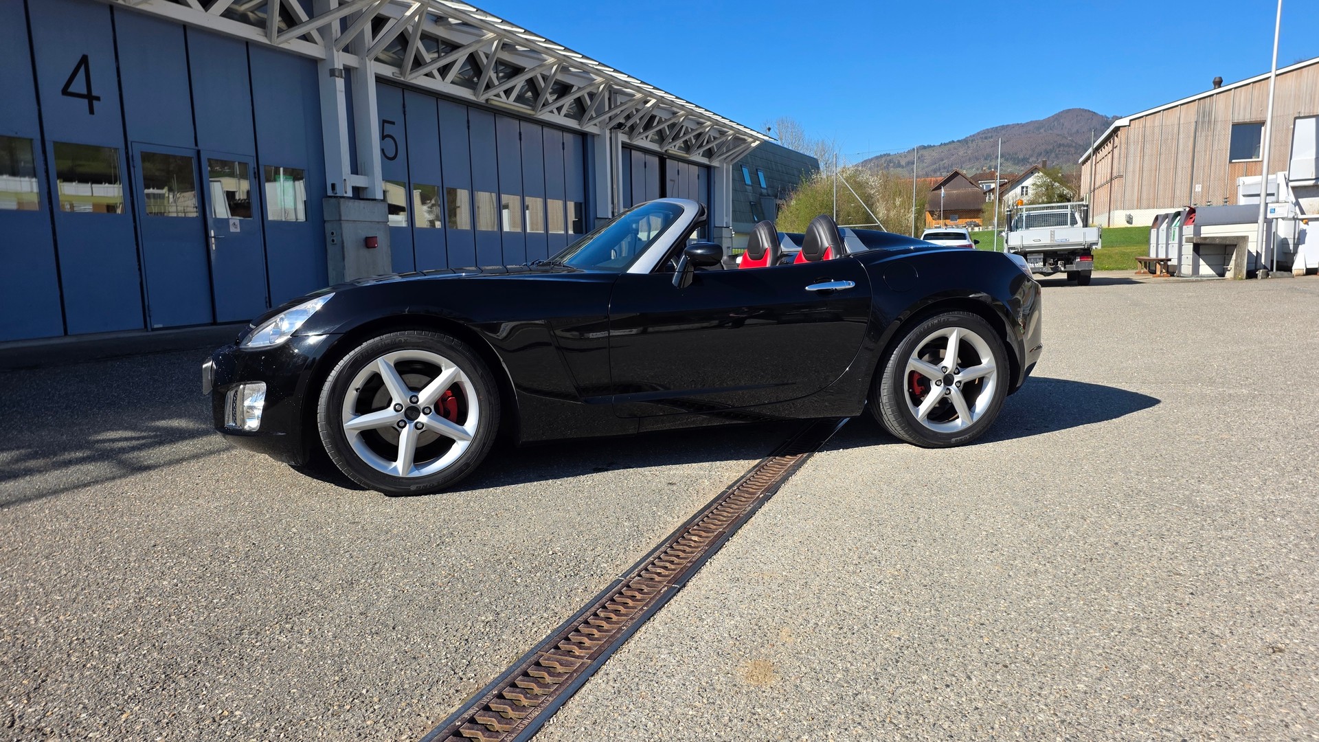 OPEL GT 2.0 Turbo-image-2
