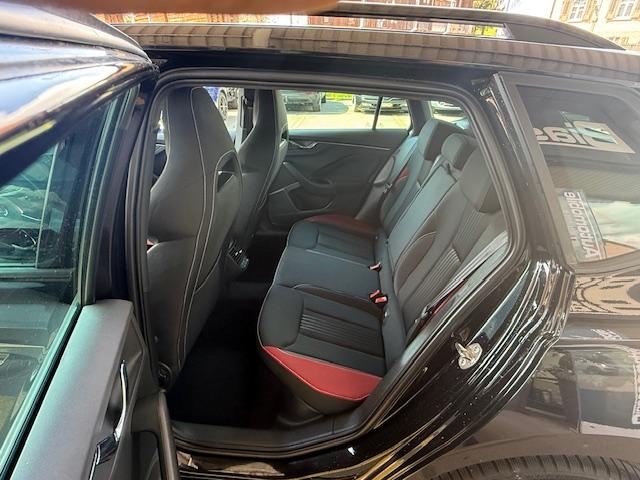SKODA Kamiq 1.5 TSI Monte Carlo DSG-image-9