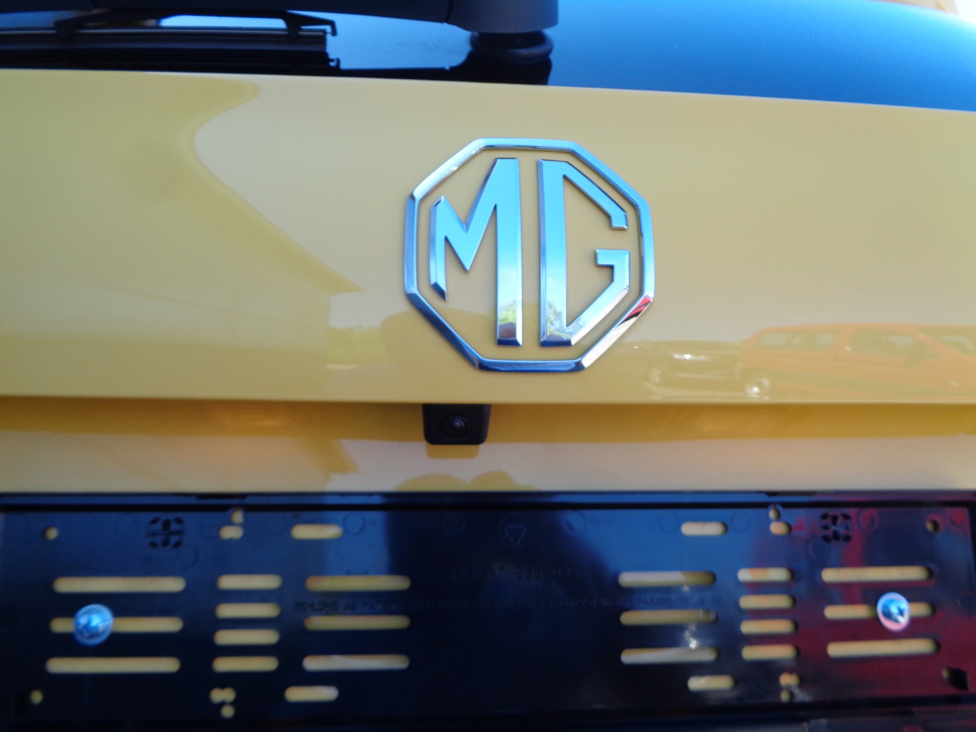 MG 3 1.5 Hybrid Luxury Aut.-image-18