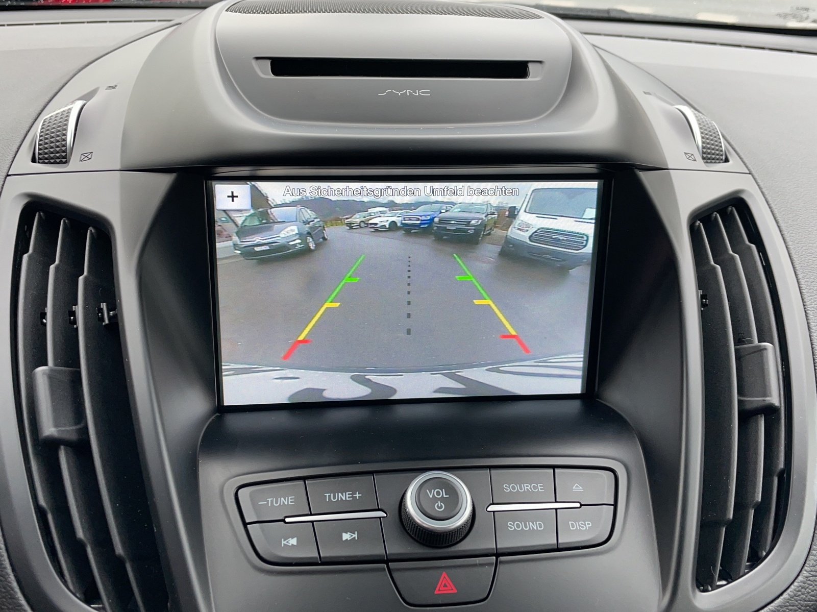 FORD Kuga 1.5 EcoB 182 Titanium-image-11