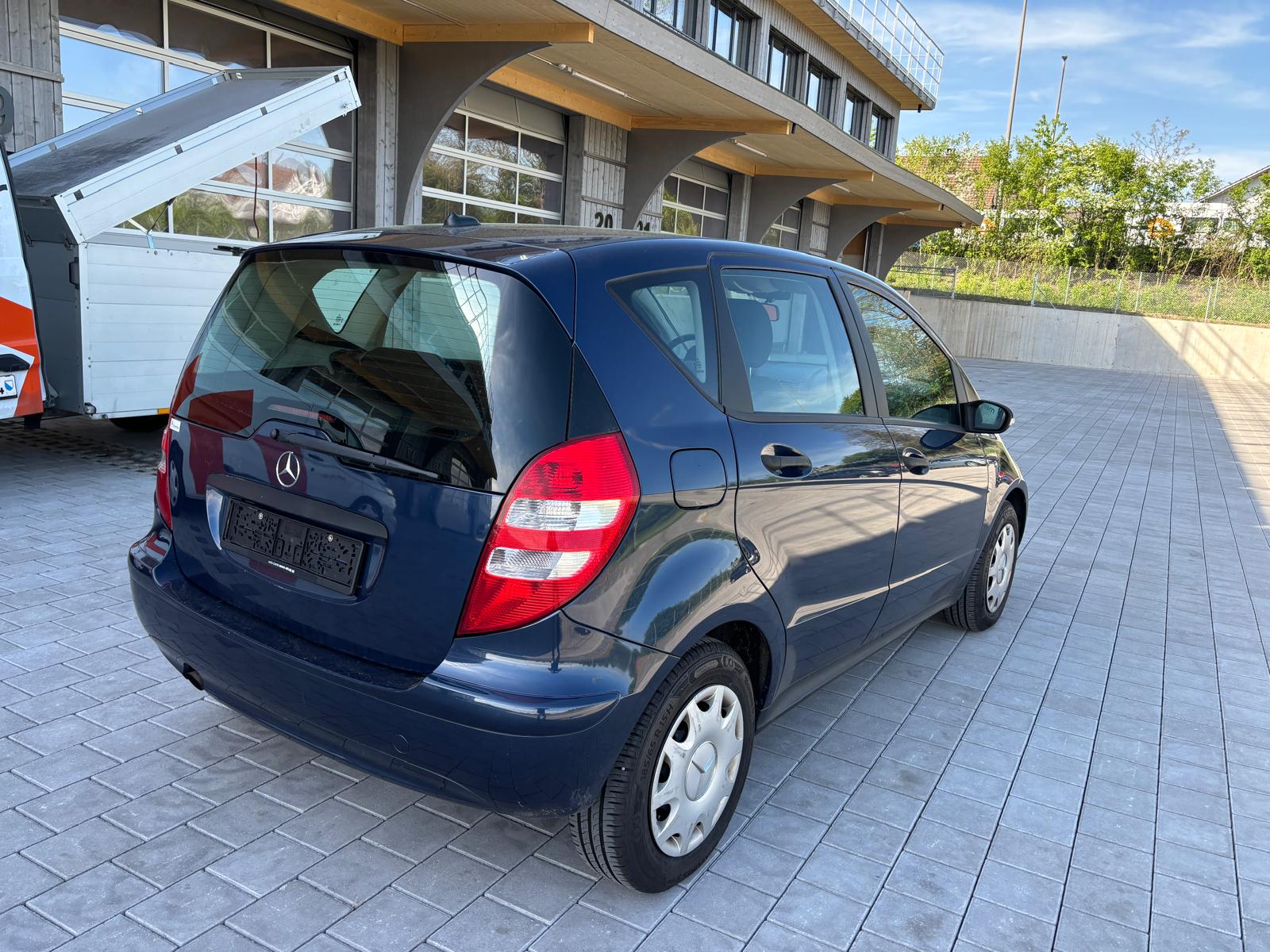 MERCEDES-BENZ A 150 Elégance-image-4
