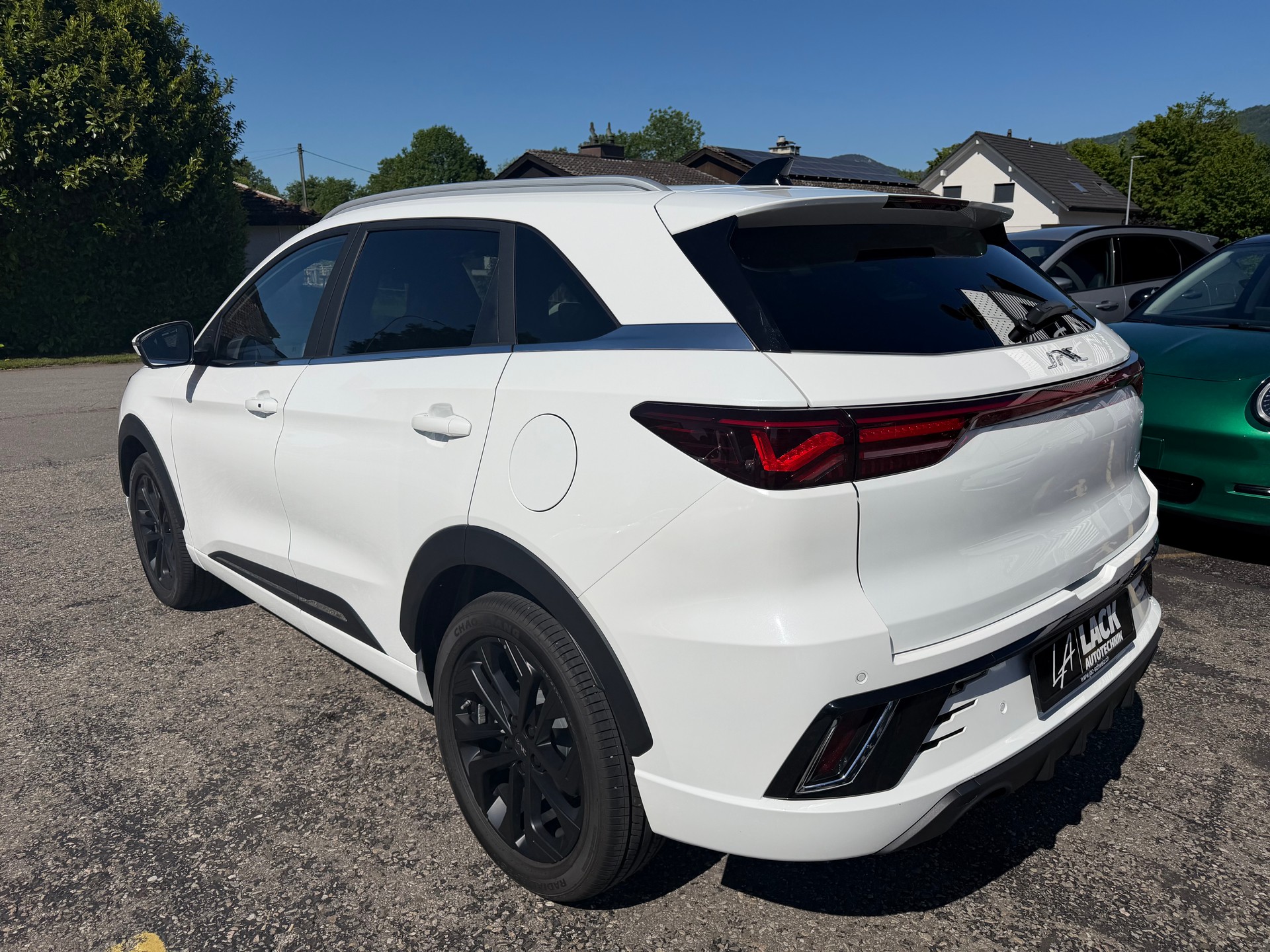 JAC JS6 1.5 PHEV-image-8