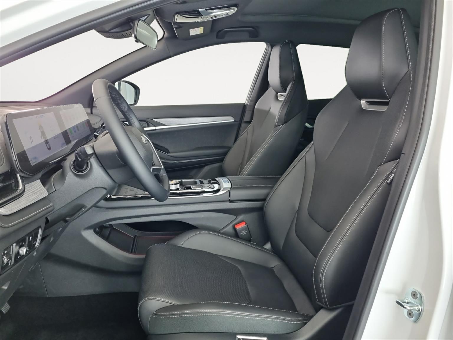 JAC JS6 1.5 PHEV-image-7